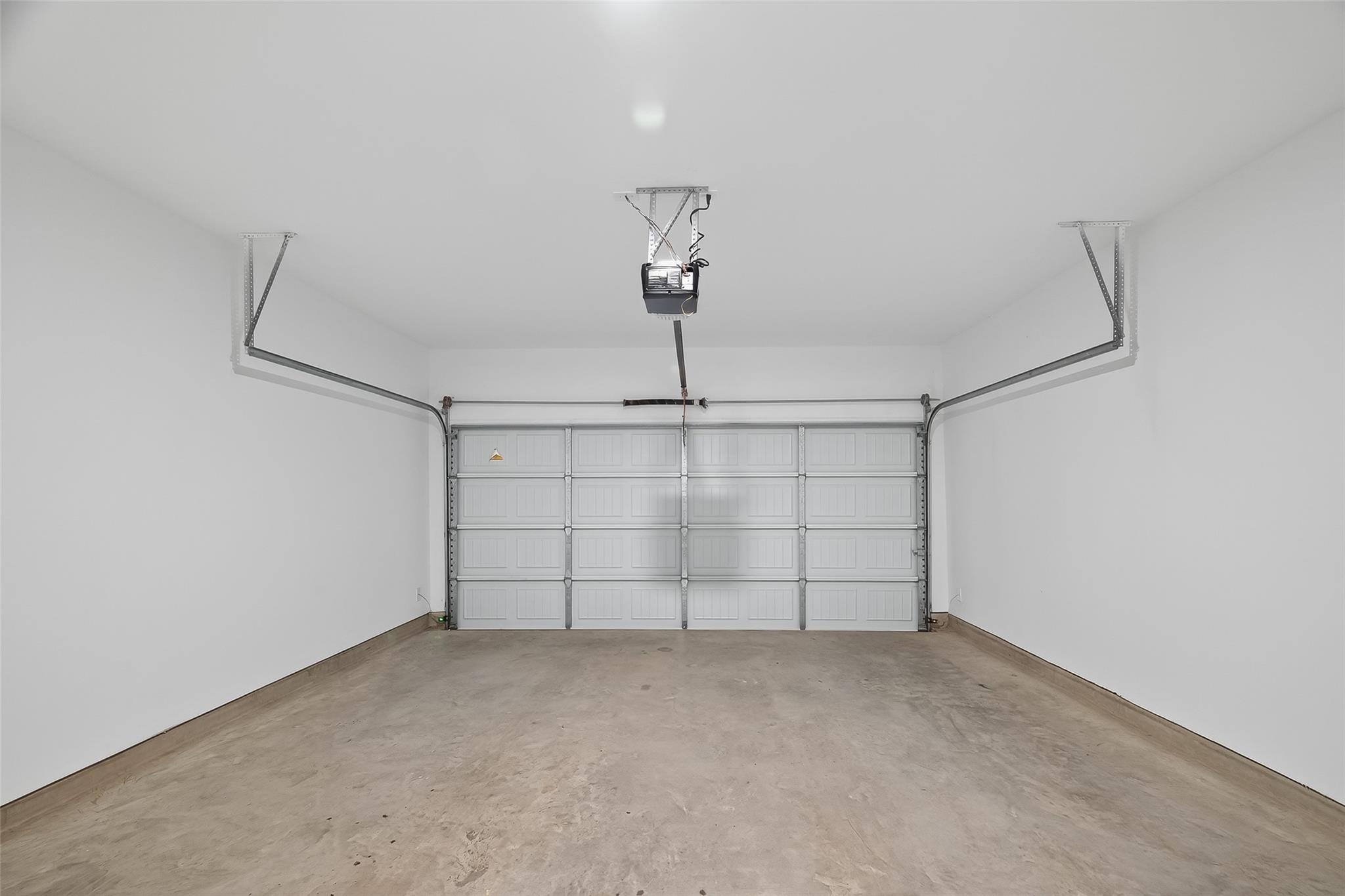 3233 Creston Gate Drive