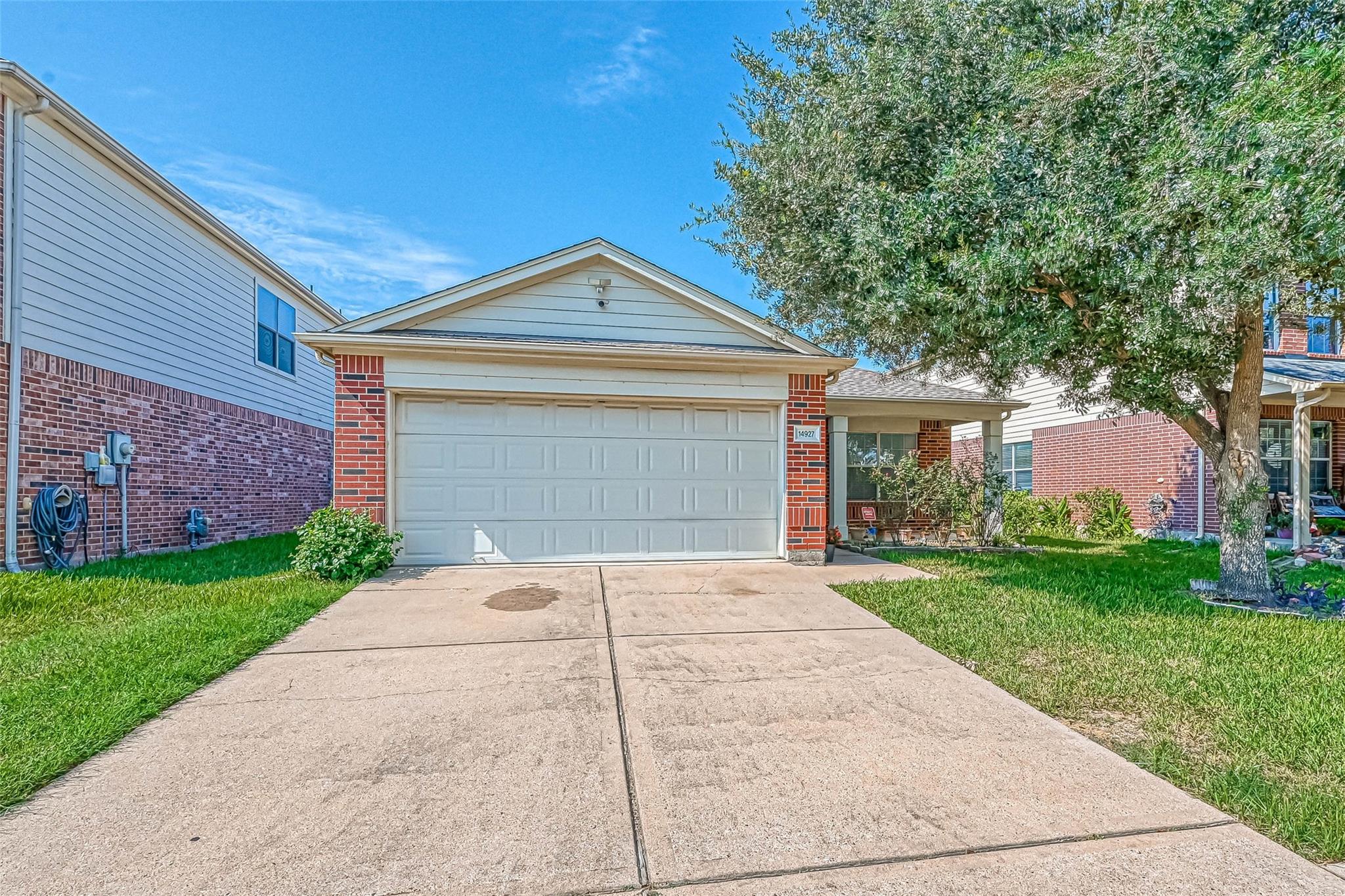 14927 Sugar Sweet Drive