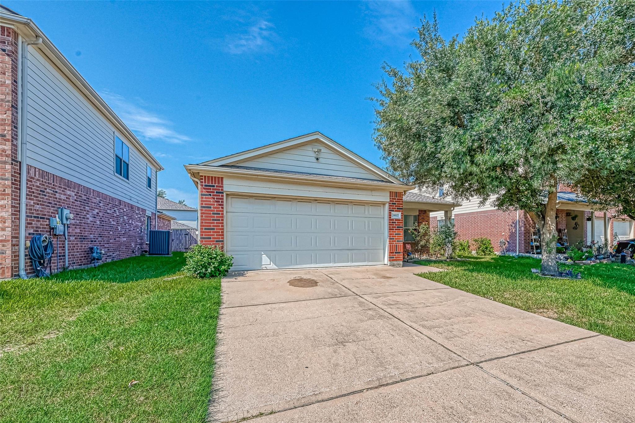 14927 Sugar Sweet Drive