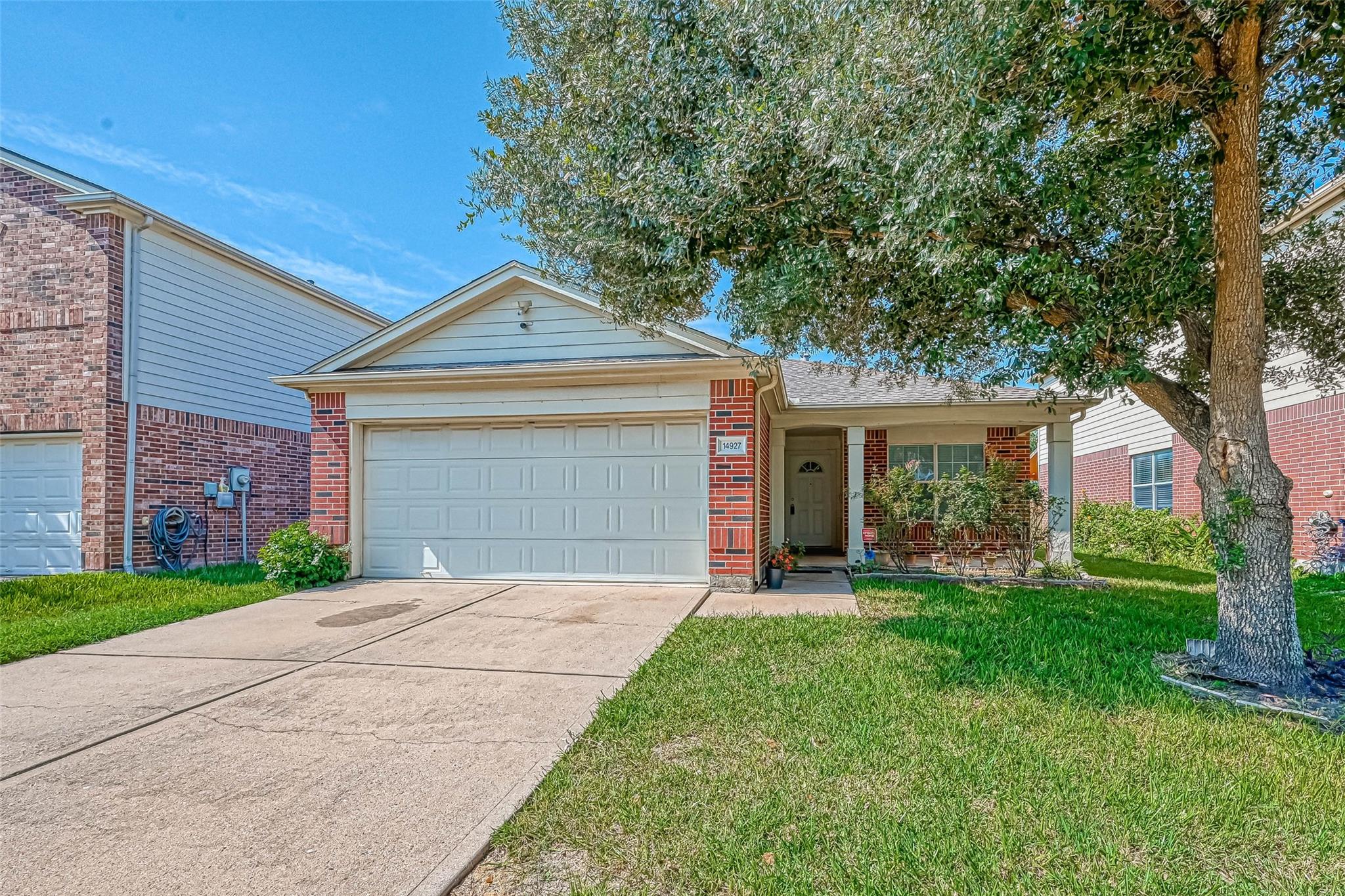 14927 Sugar Sweet Drive