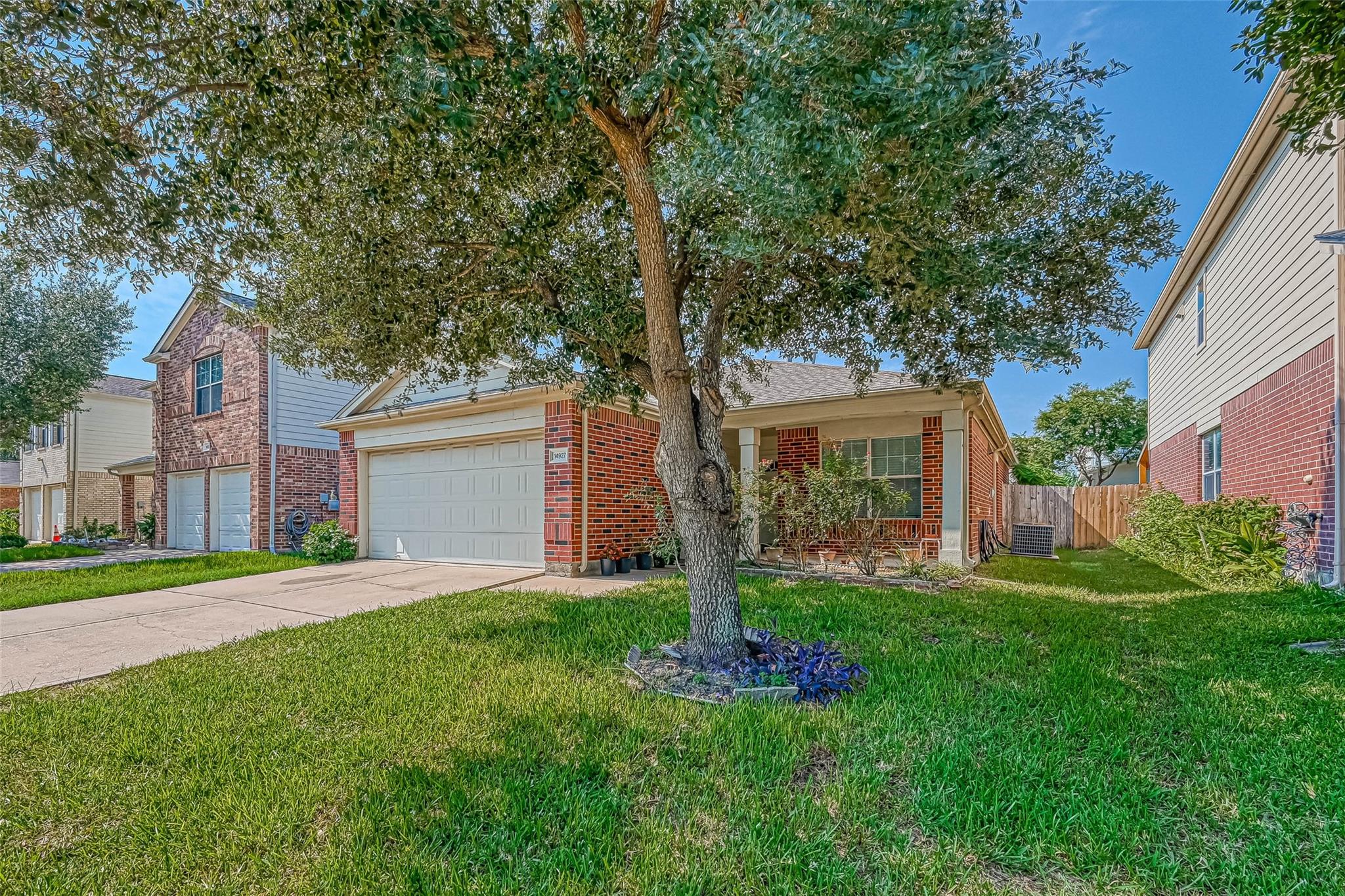 14927 Sugar Sweet Drive