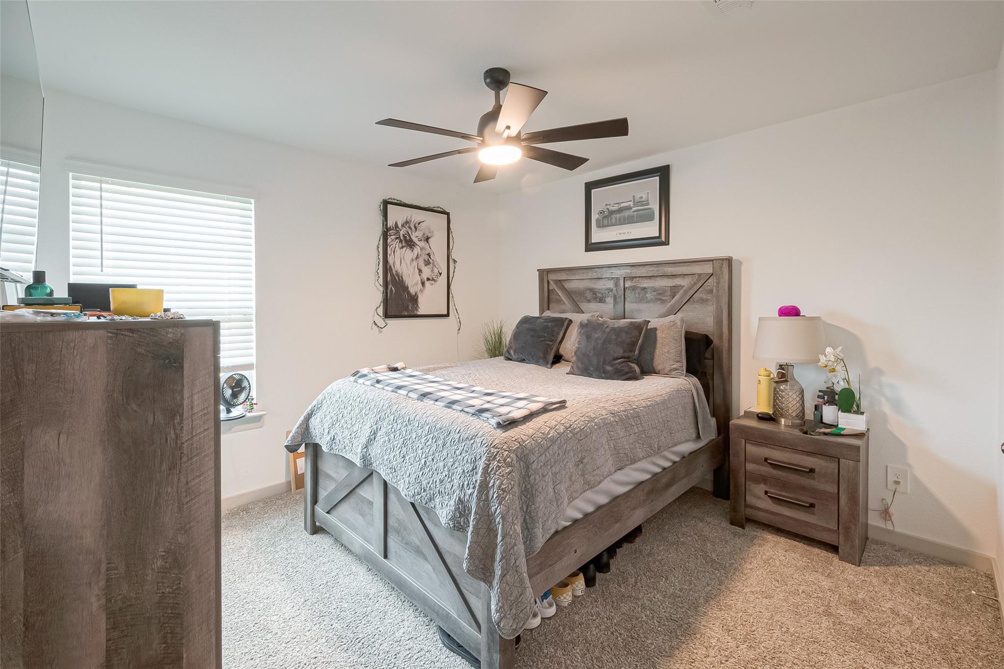 17 Desert Spring Lane