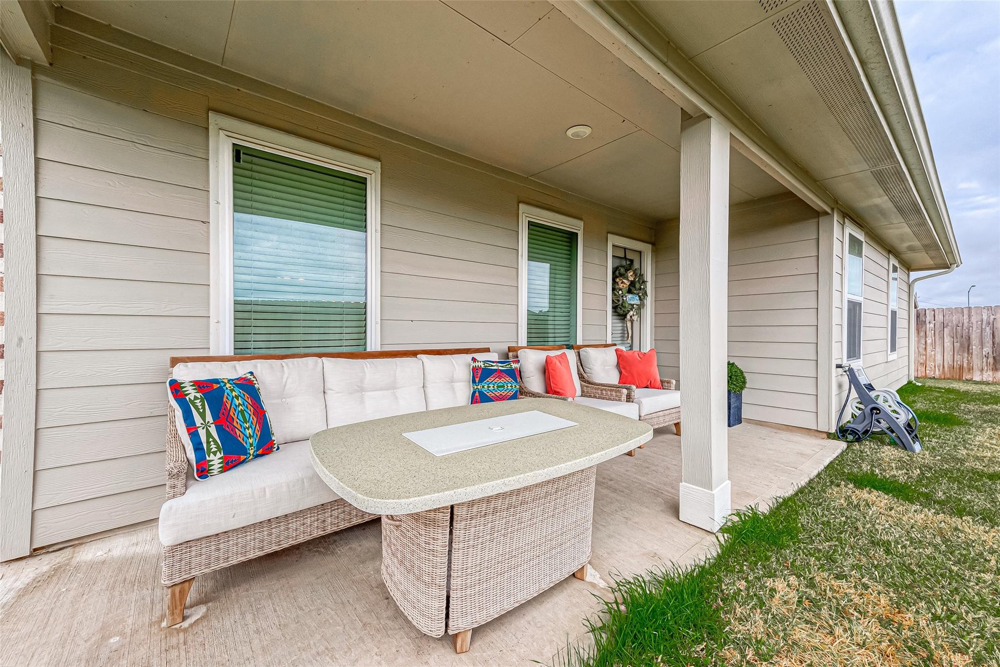 17 Desert Spring Lane