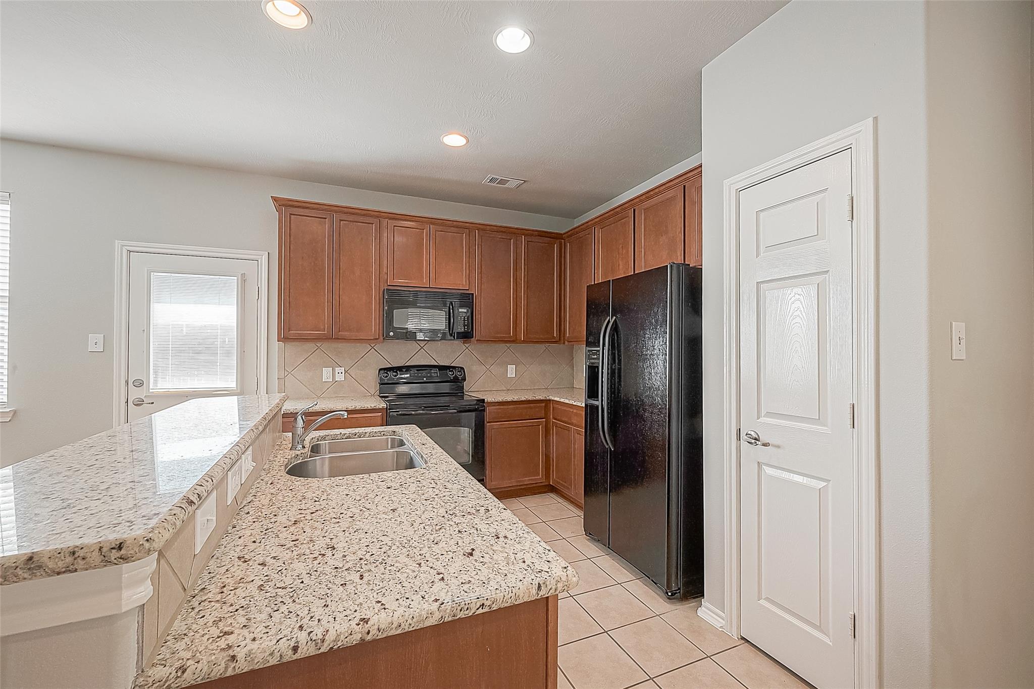 2748 Maybrook Hollow Lane