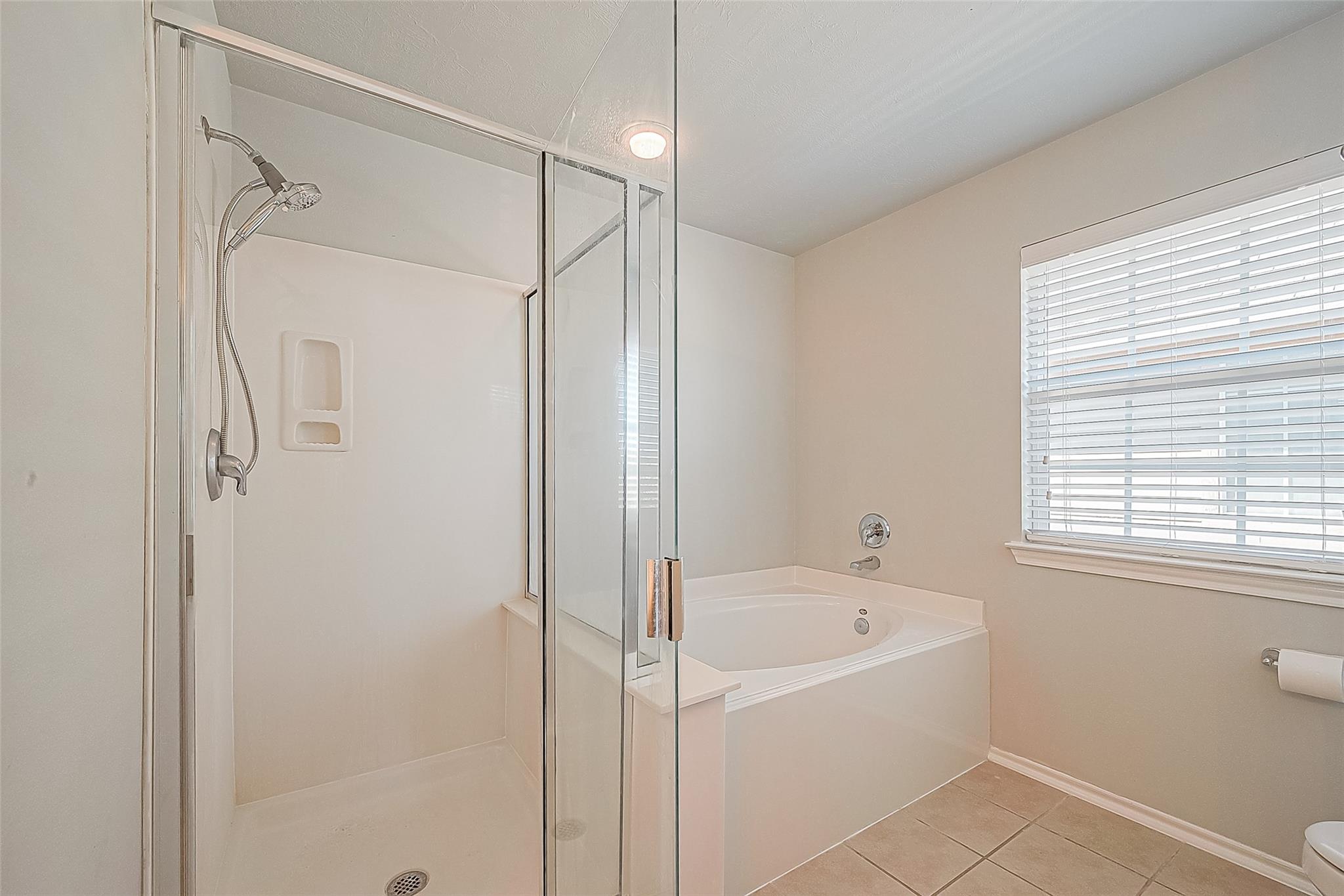 2748 Maybrook Hollow Lane