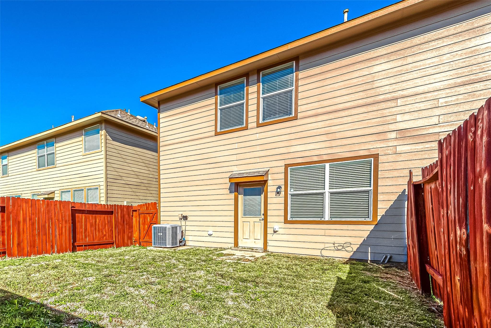 2748 Maybrook Hollow Lane