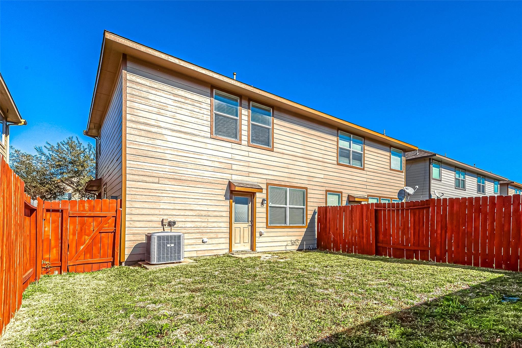 2748 Maybrook Hollow Lane