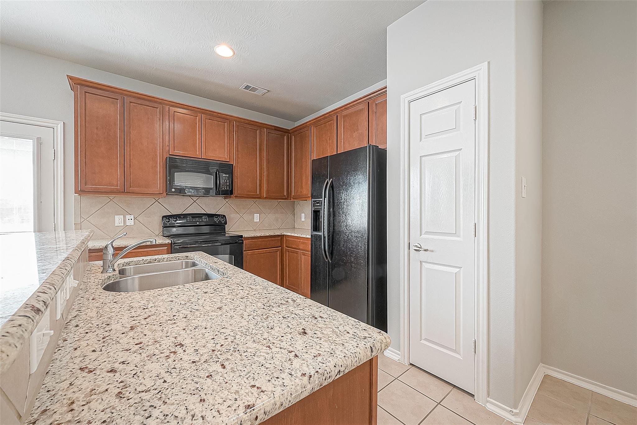 2748 Maybrook Hollow Lane