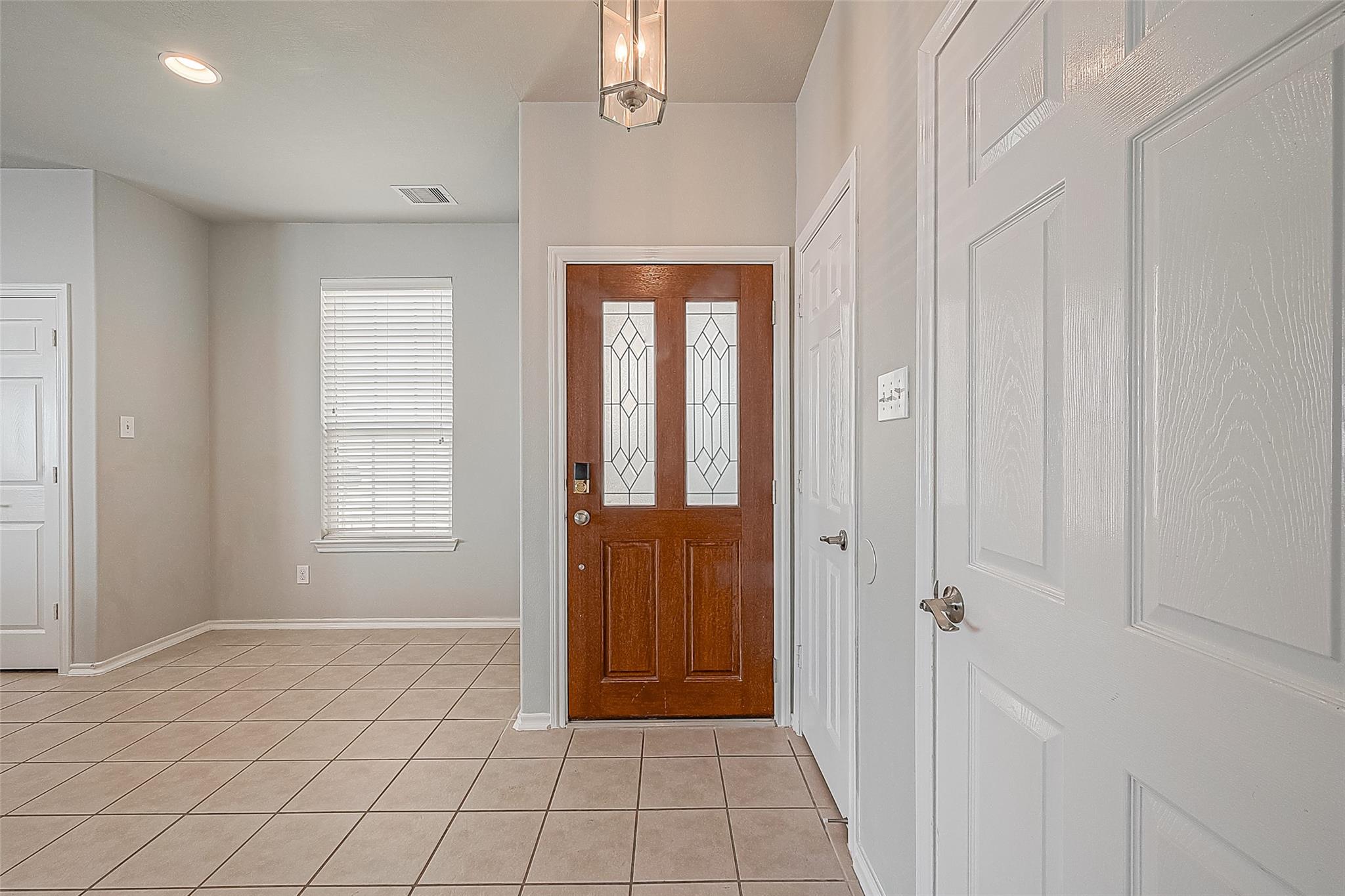 2748 Maybrook Hollow Lane
