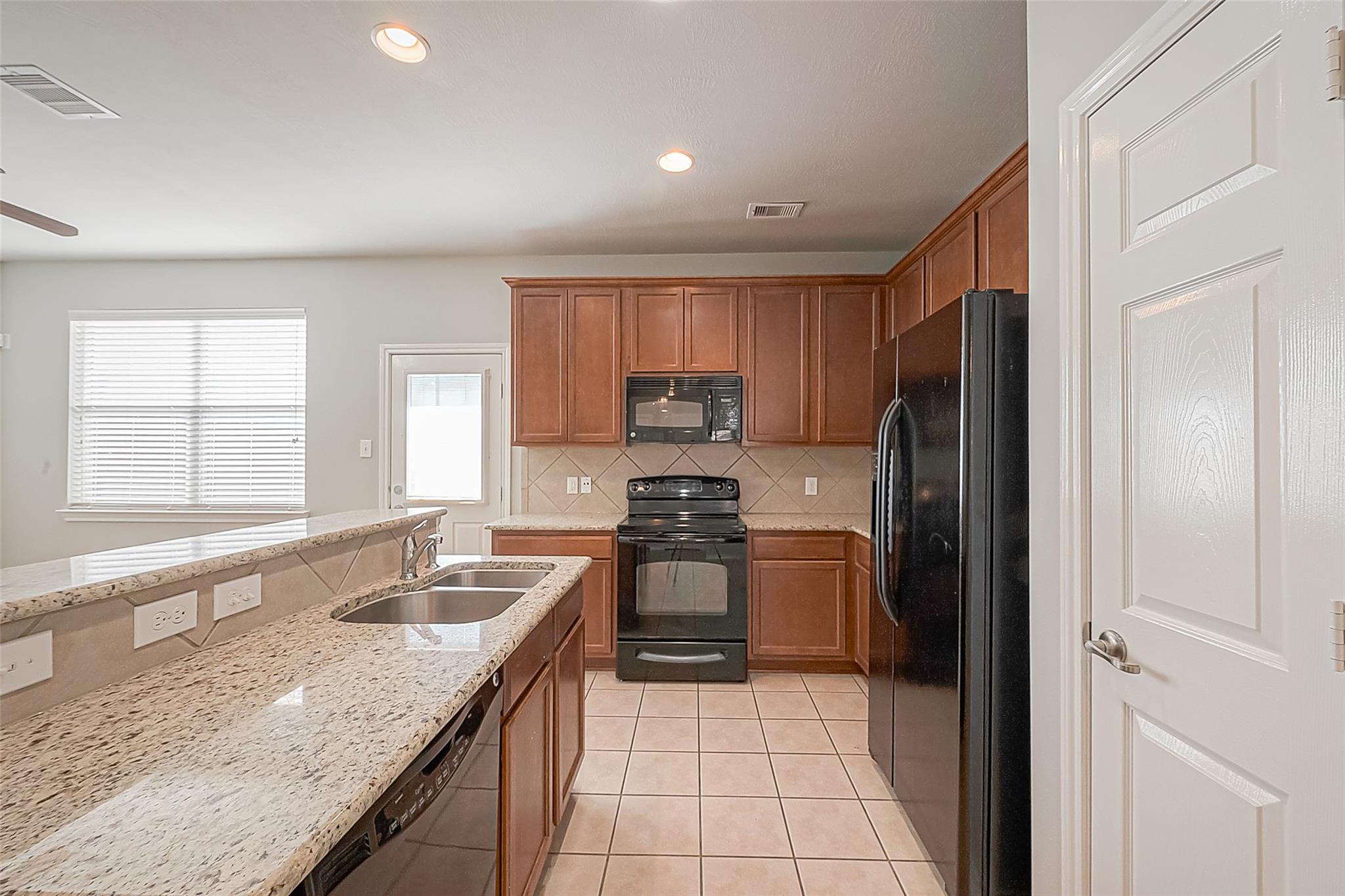 2748 Maybrook Hollow Lane