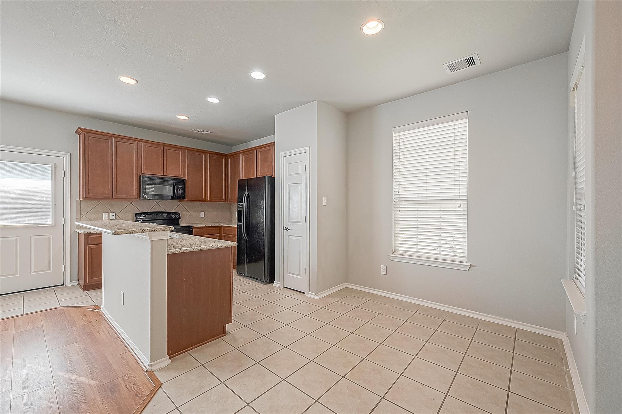 2748 Maybrook Hollow Lane