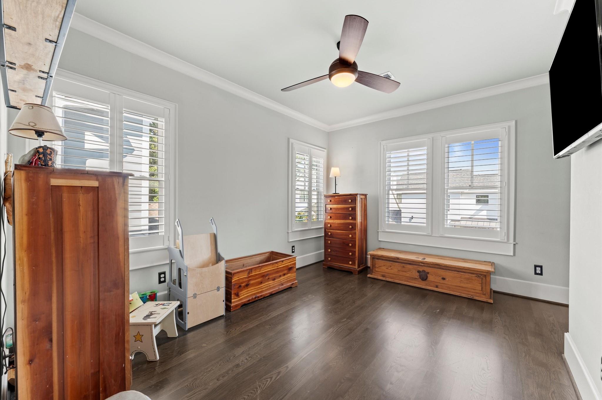 508 E 25th Street
