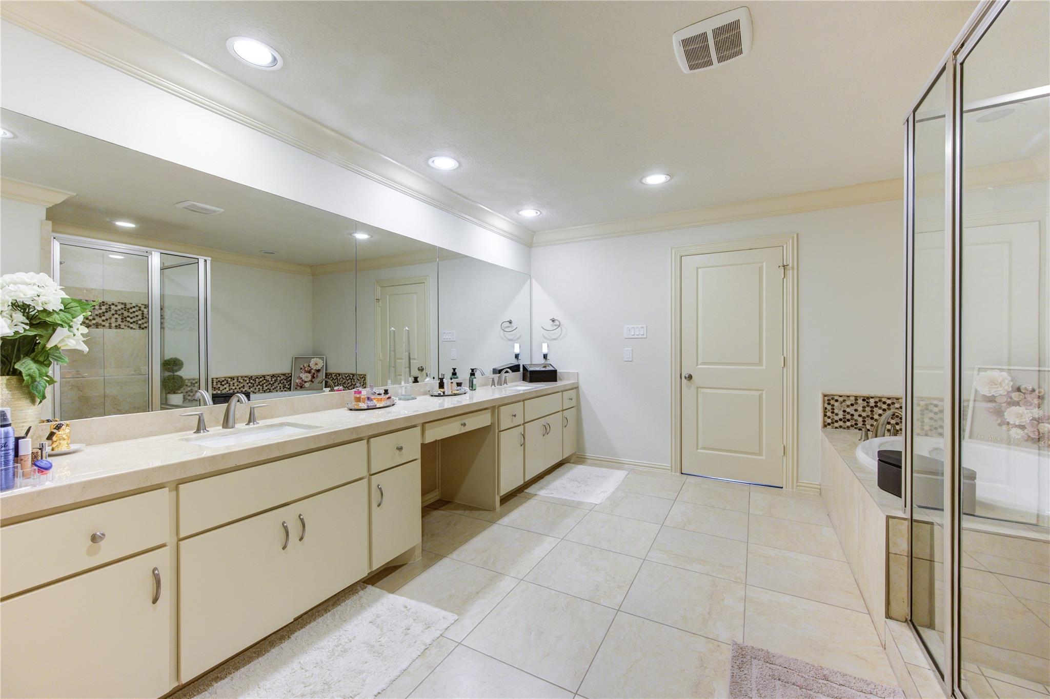 13431 Preston Cliff Court