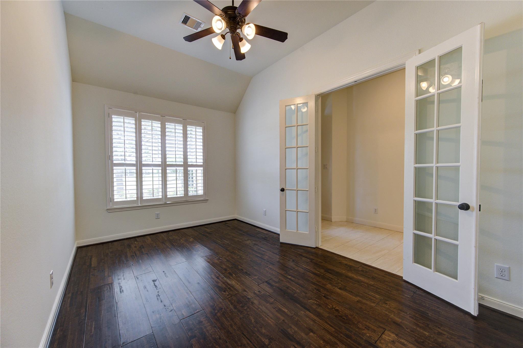25642 Luna Vista Lane