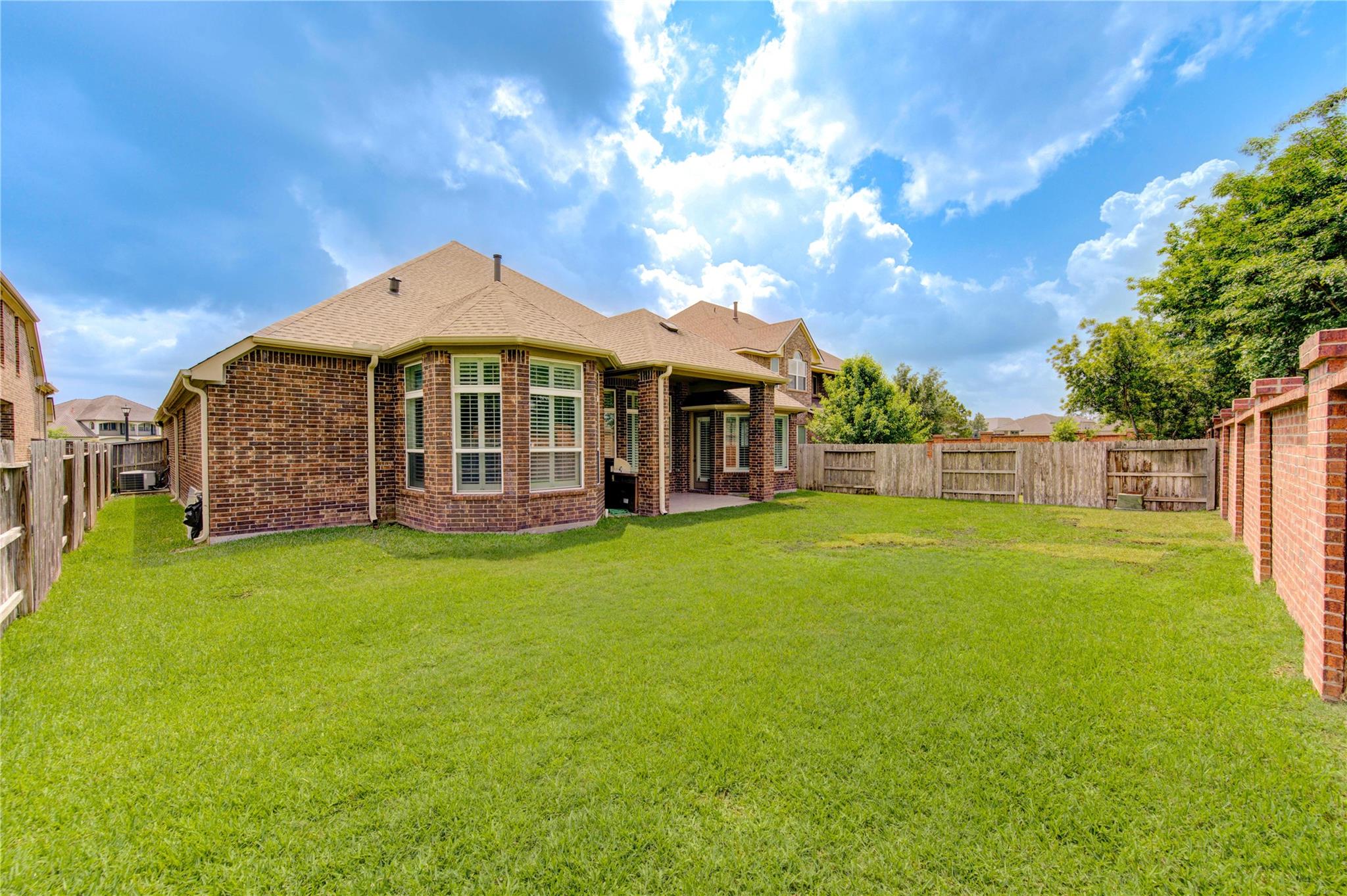 25642 Luna Vista Lane