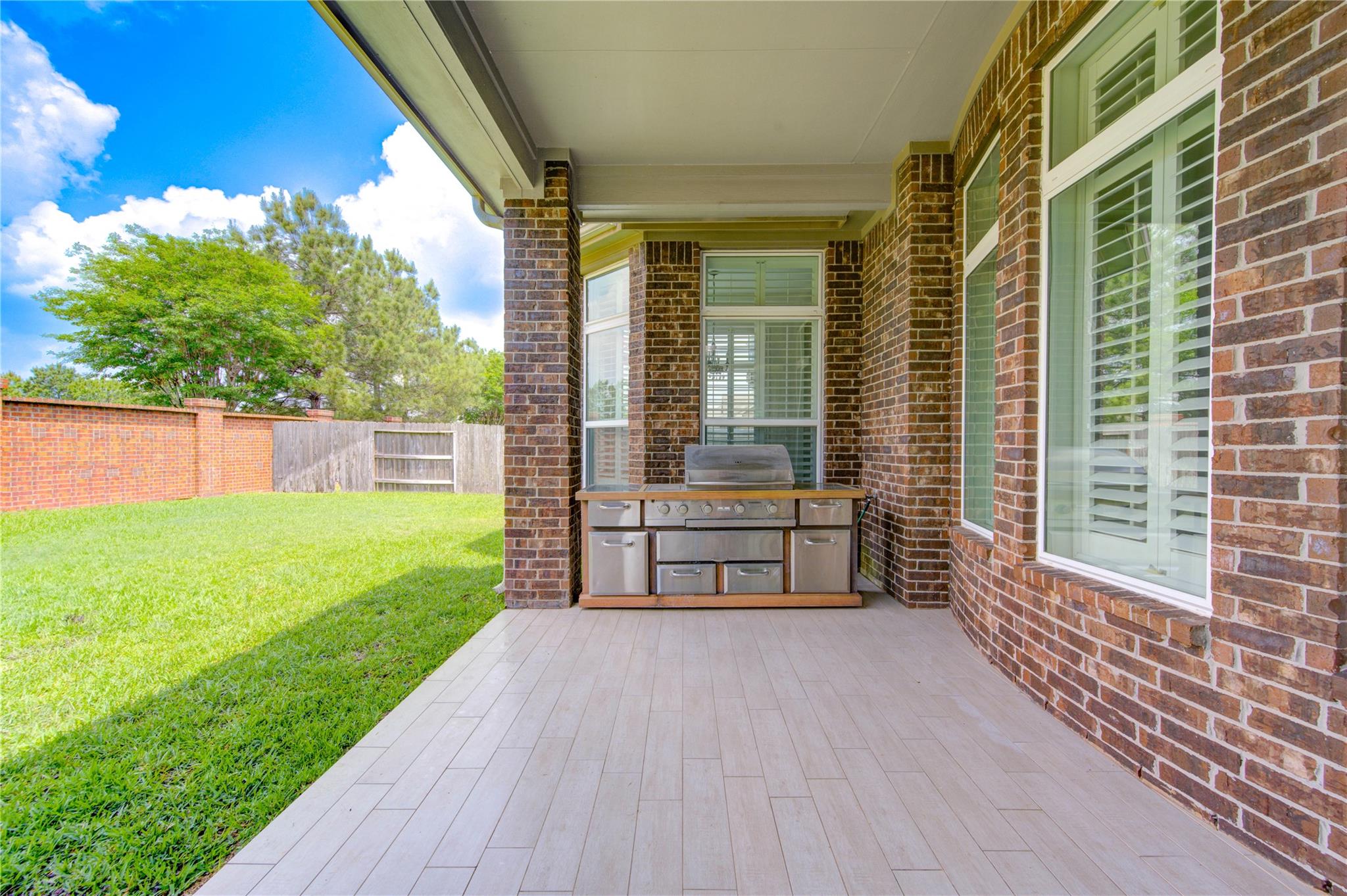 25642 Luna Vista Lane