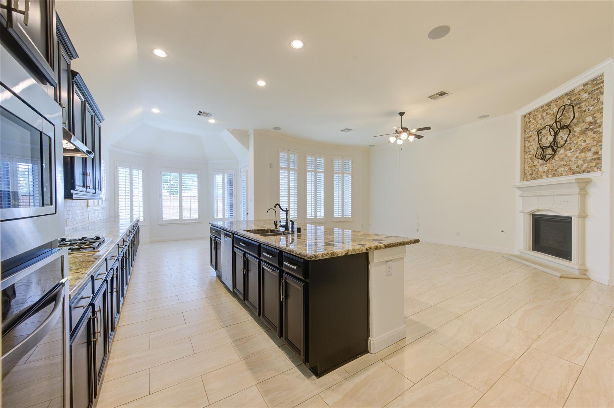25642 Luna Vista Lane