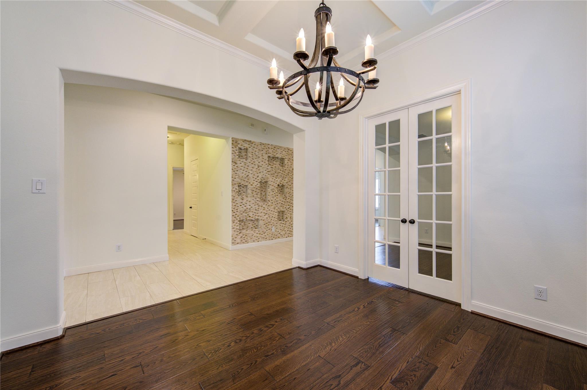 25642 Luna Vista Lane