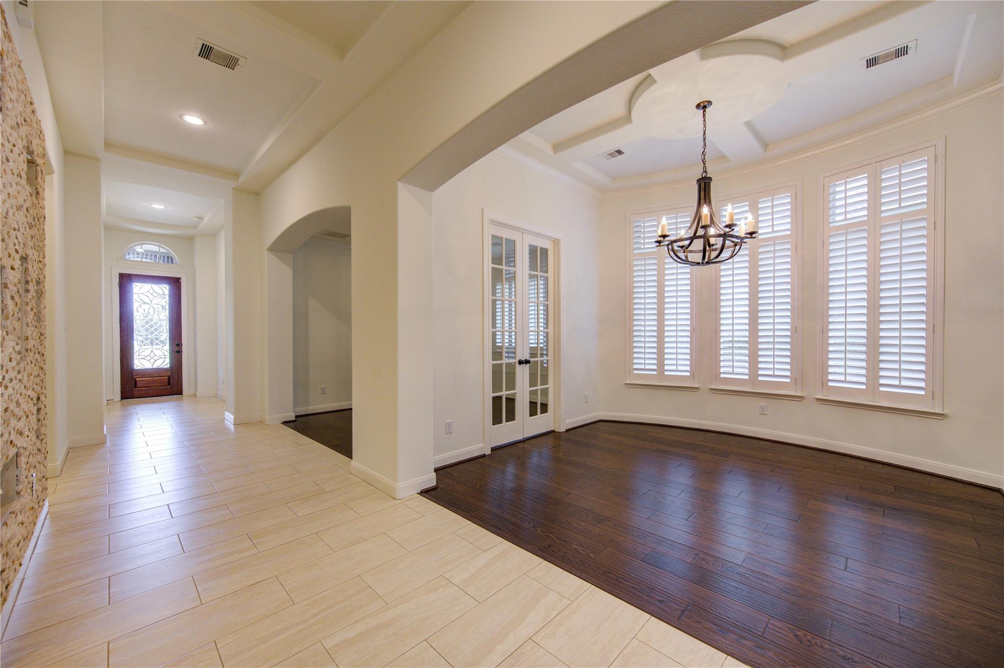 25642 Luna Vista Lane