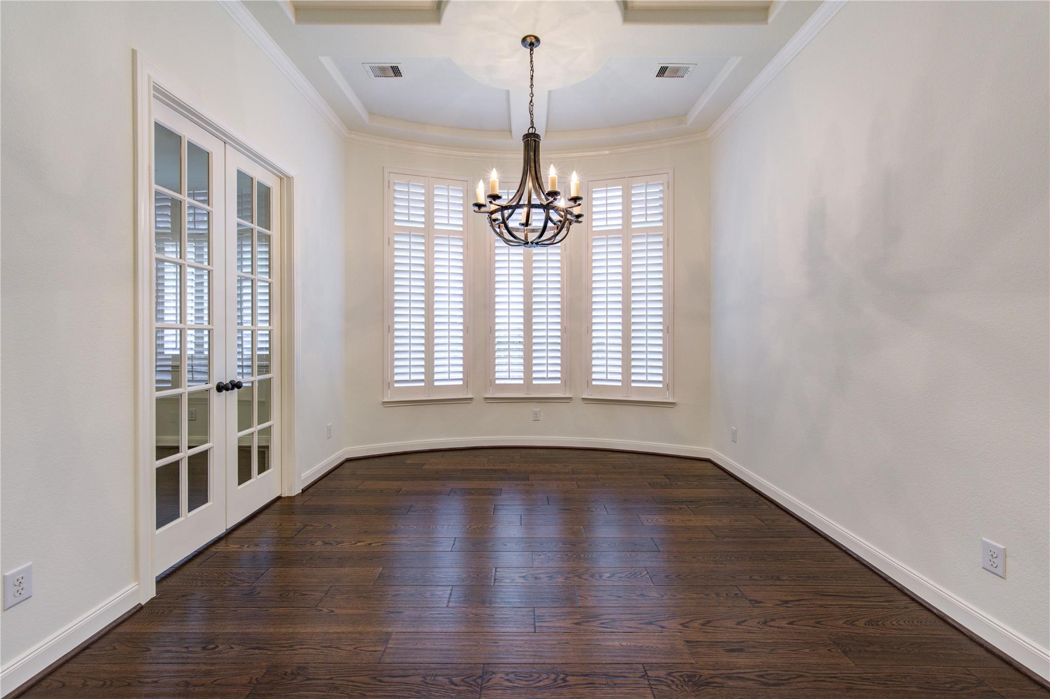 25642 Luna Vista Lane
