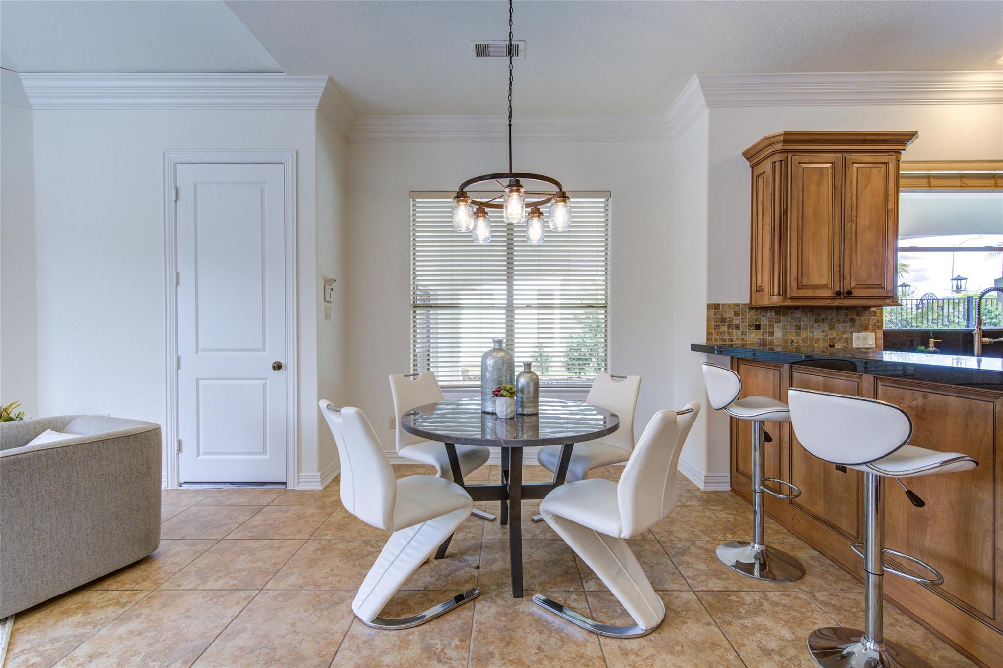 14014 Hampton Cove Drive