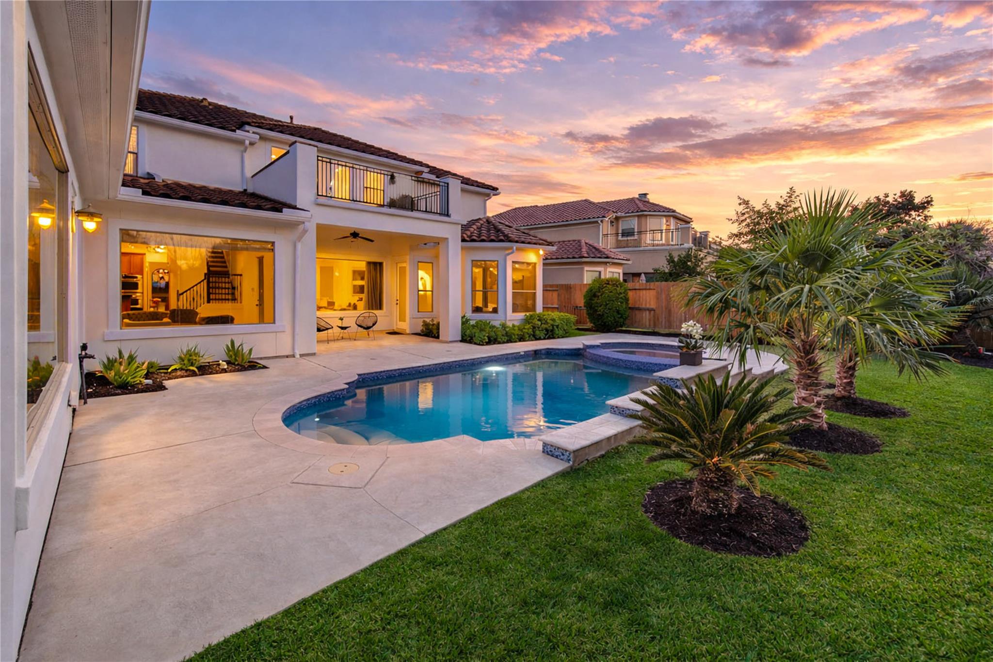 14014 Hampton Cove Drive