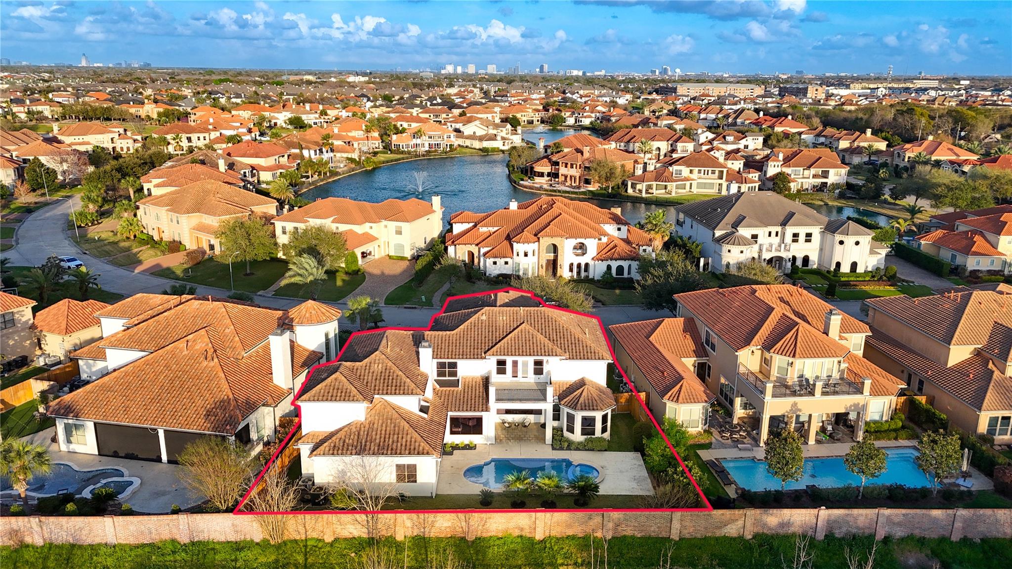 14014 Hampton Cove Drive