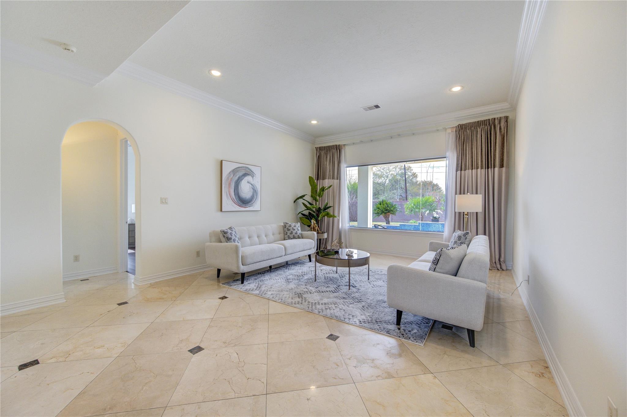 14014 Hampton Cove Drive