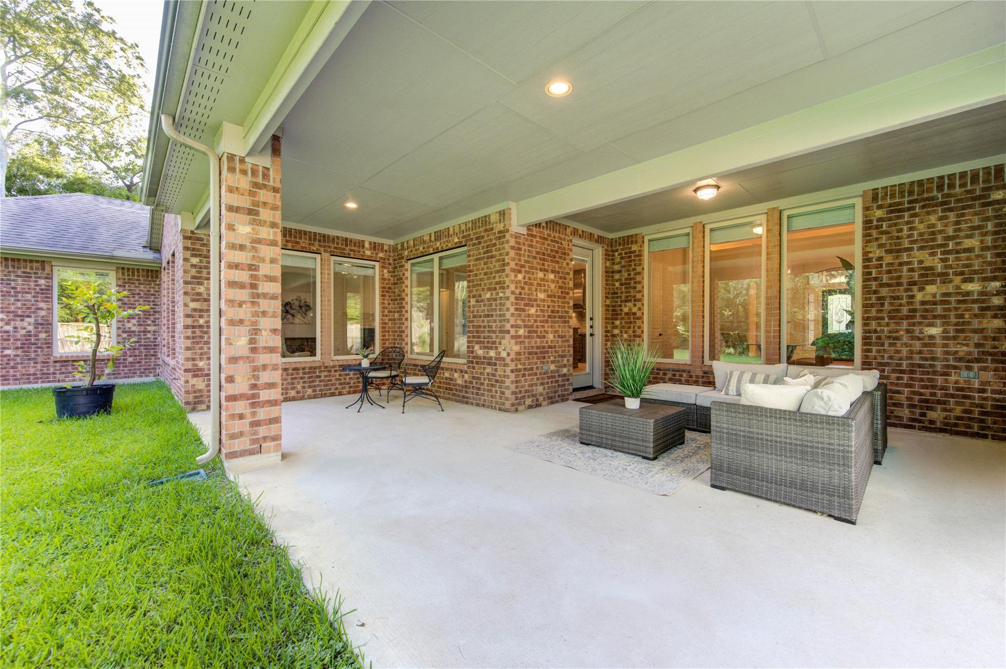 14125 Cardinal Lane