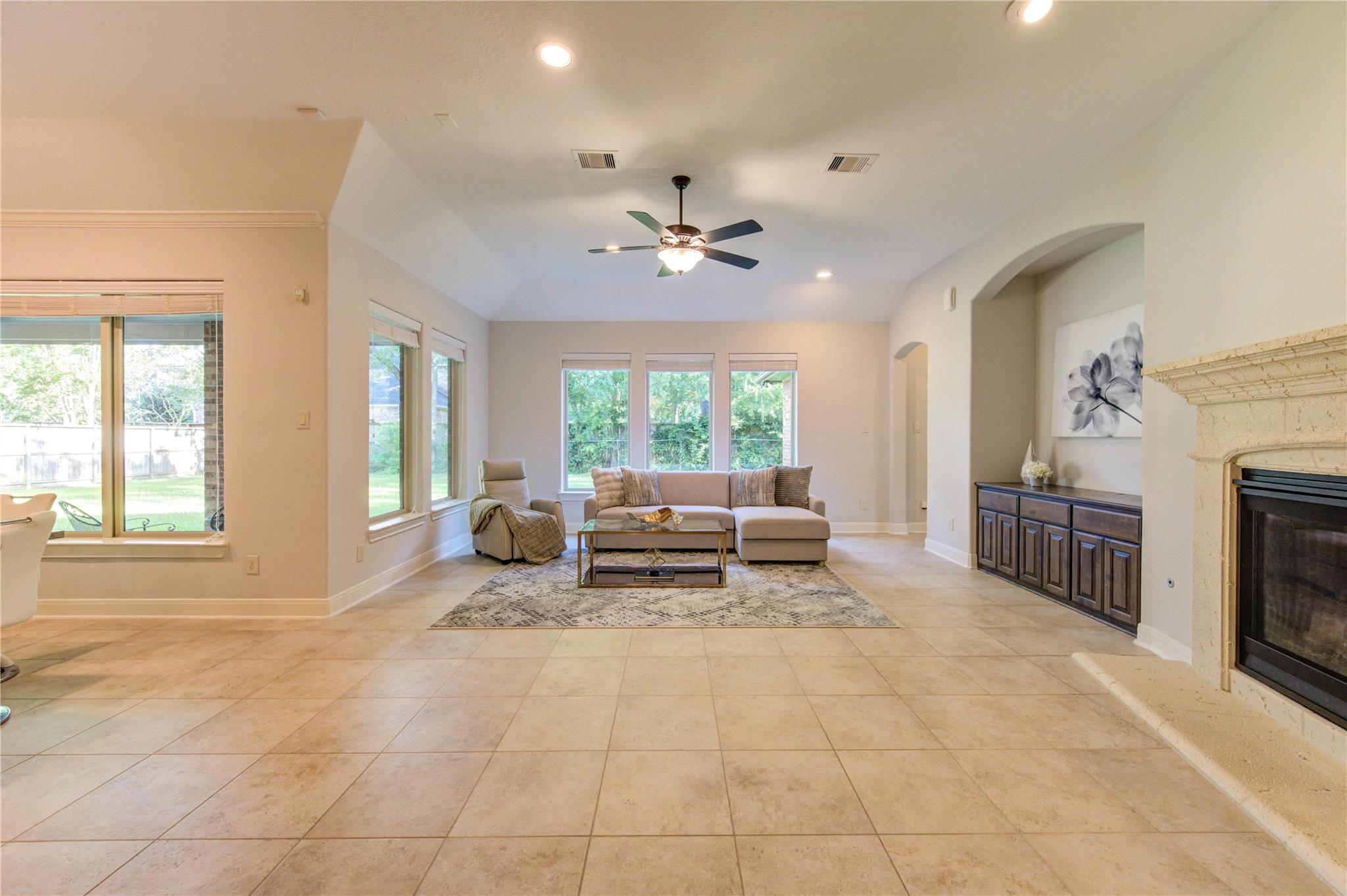 14125 Cardinal Lane