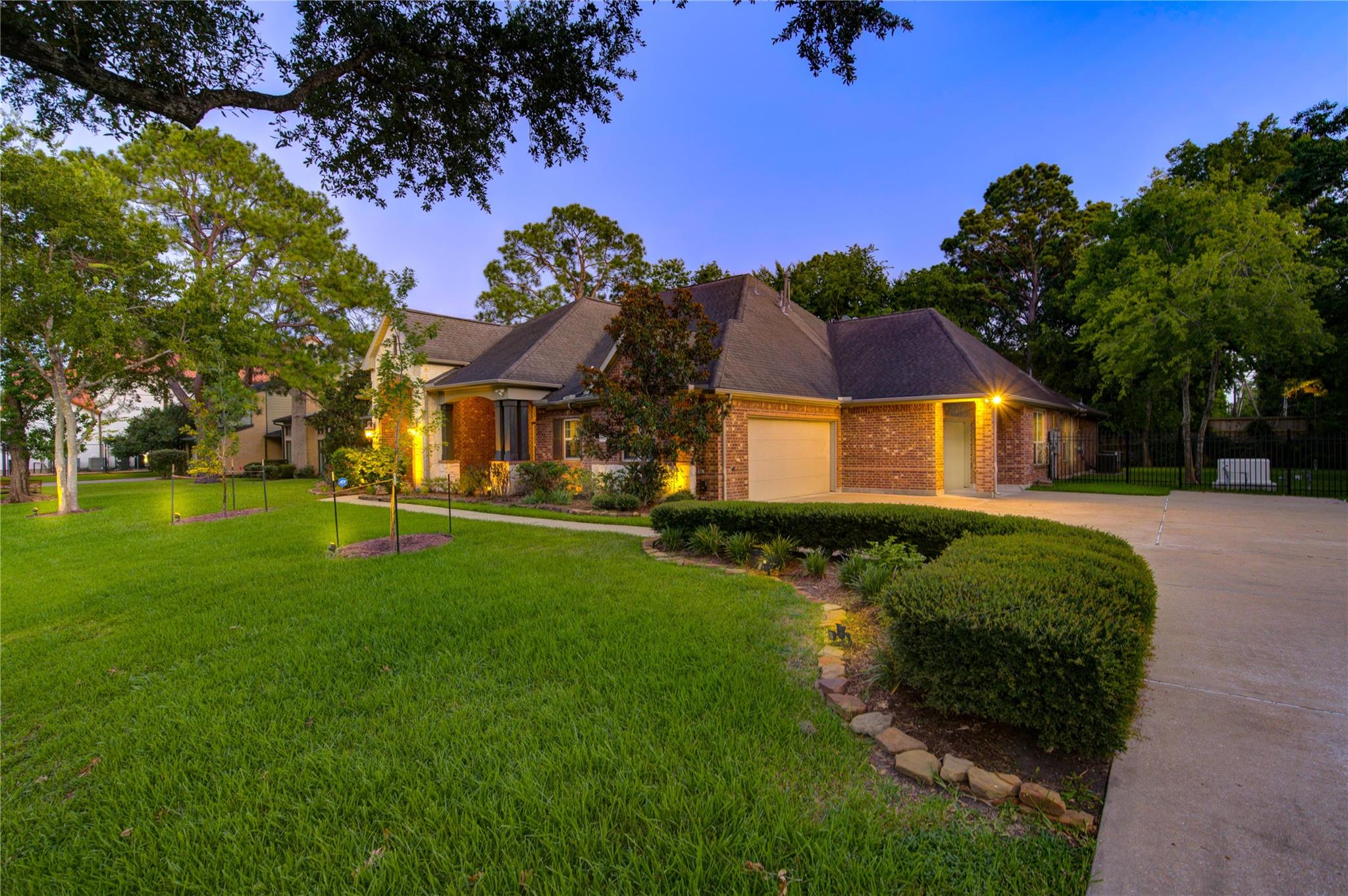 14125 Cardinal Lane