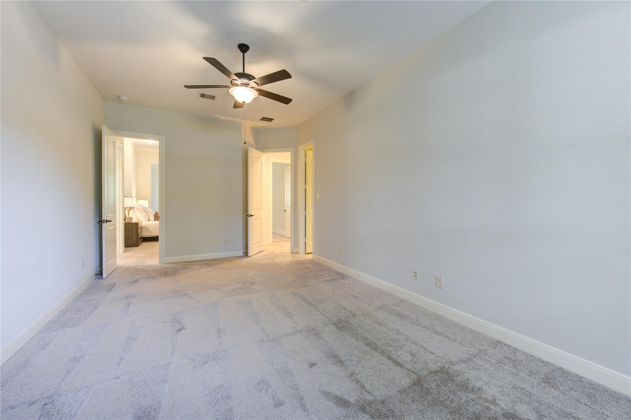 14125 Cardinal Lane