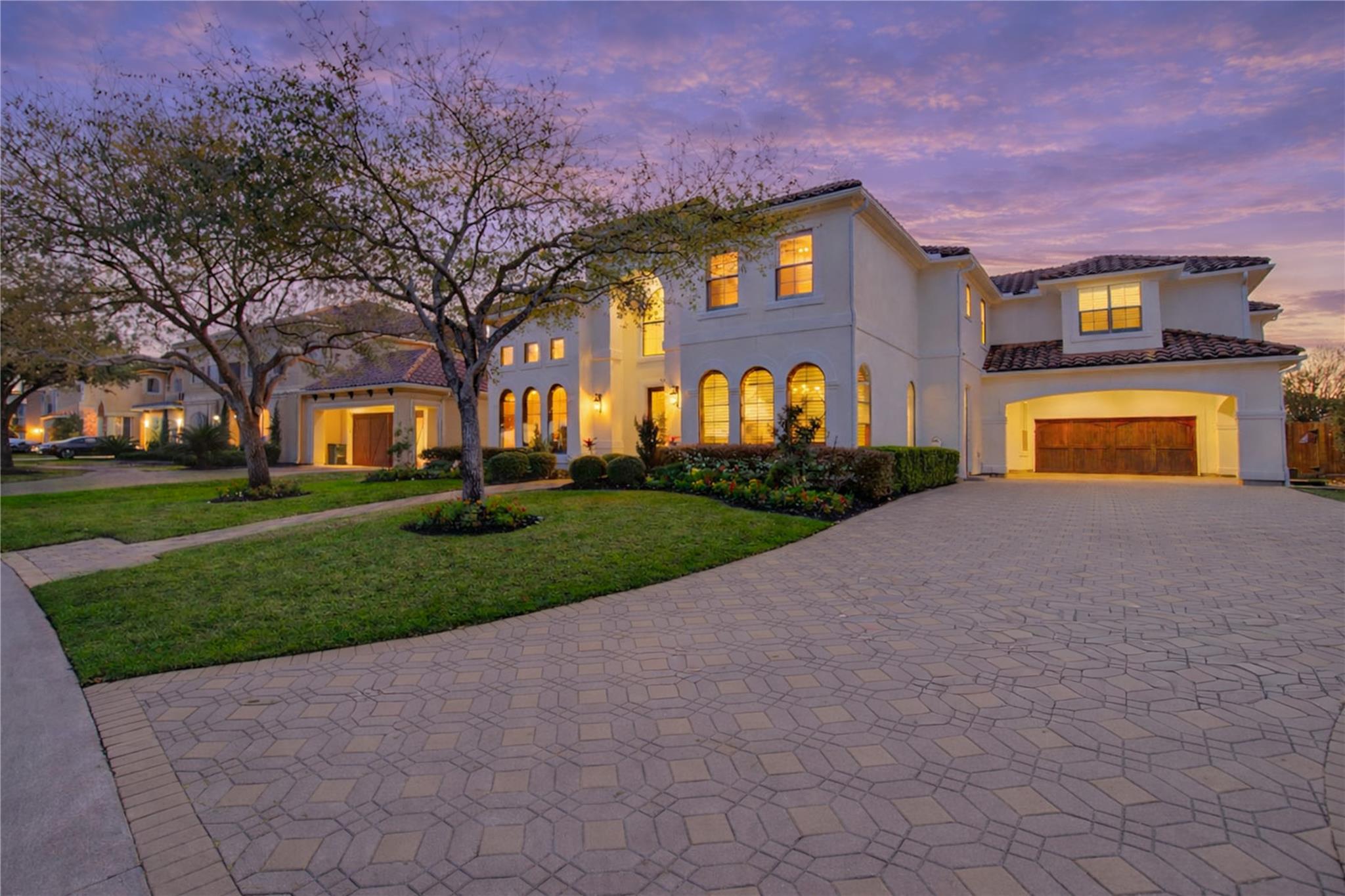 14014 Hampton Cove Drive