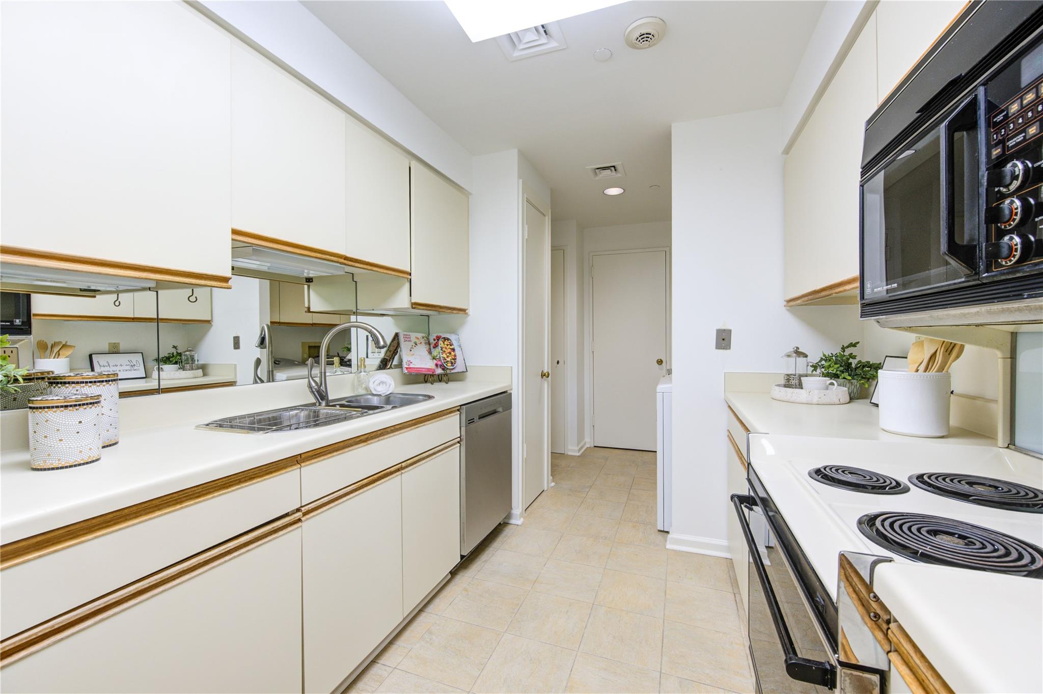 150 Gessner Road # 5A