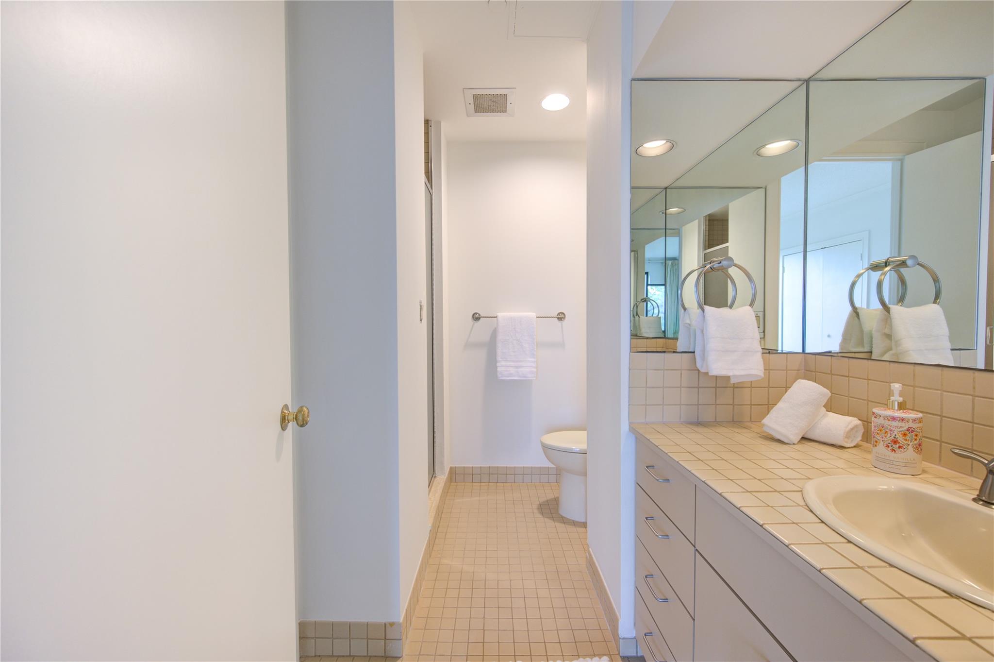 150 Gessner Road # 5A