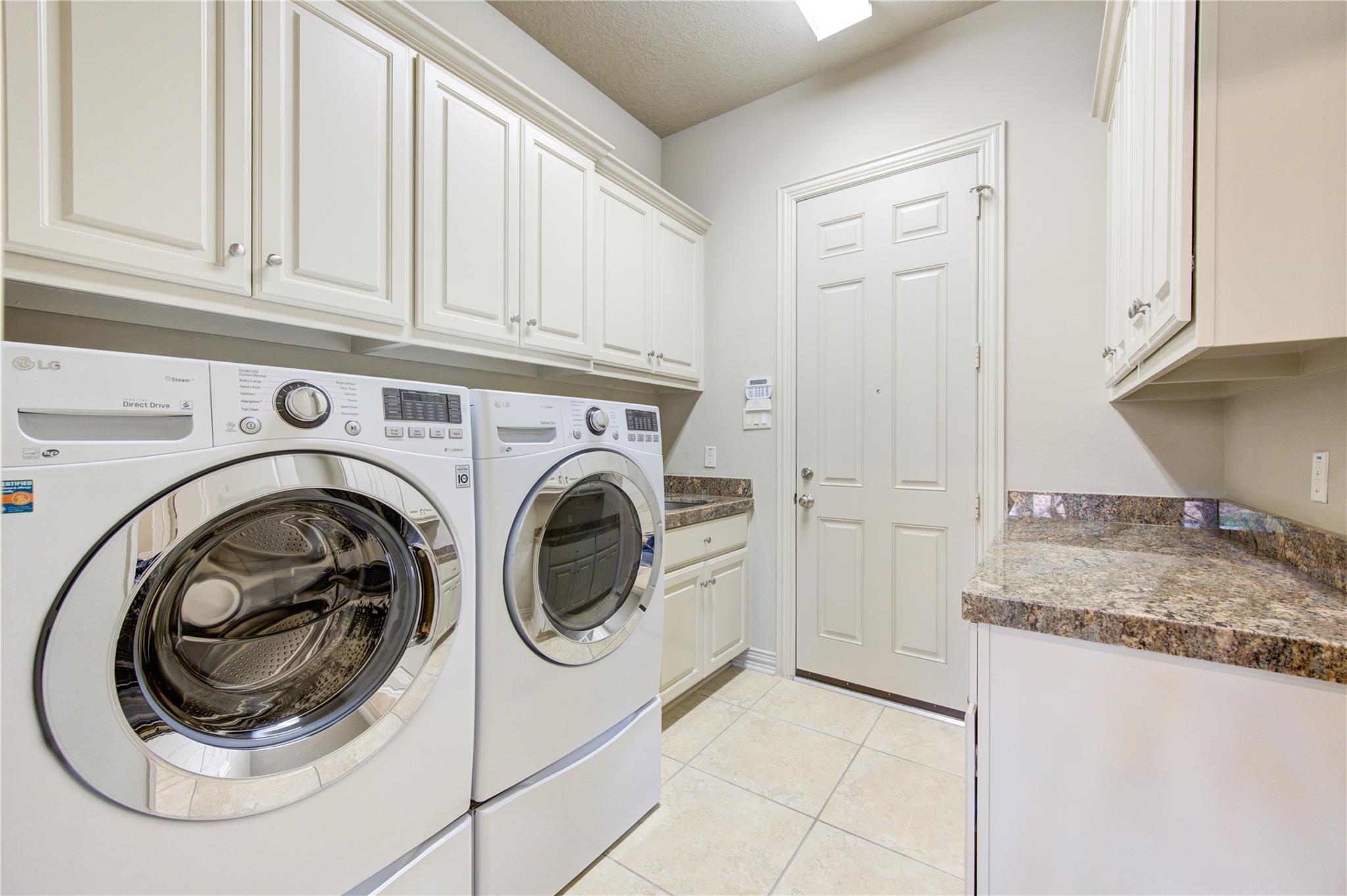 1907 Flower Garden Lane