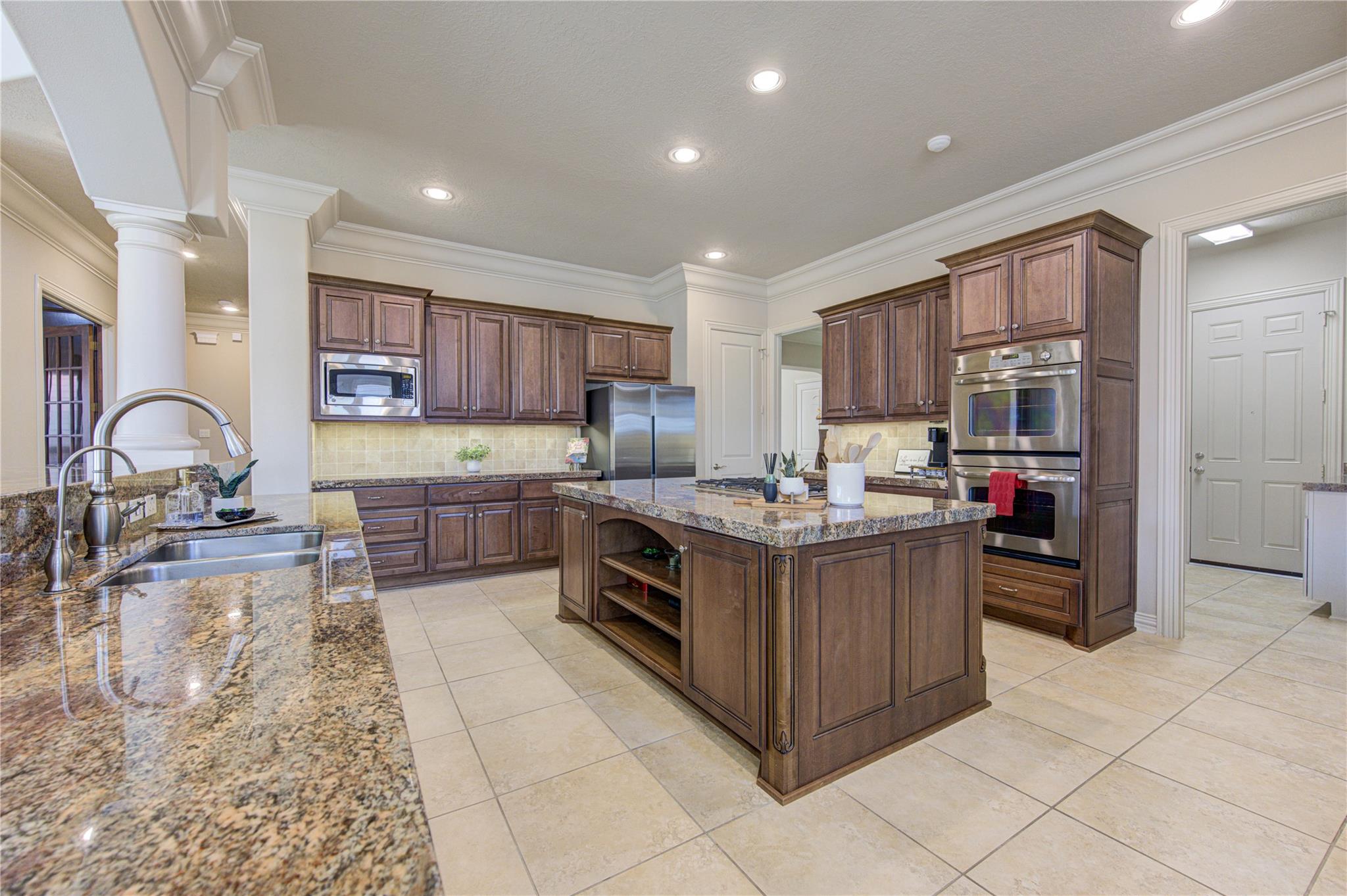 1907 Flower Garden Lane