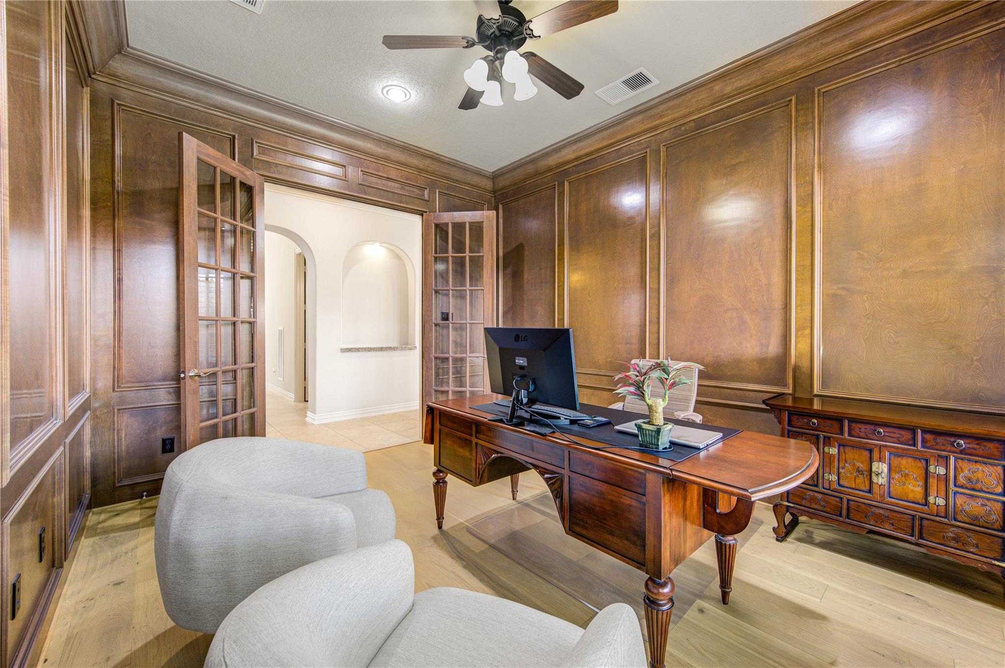 1907 Flower Garden Lane