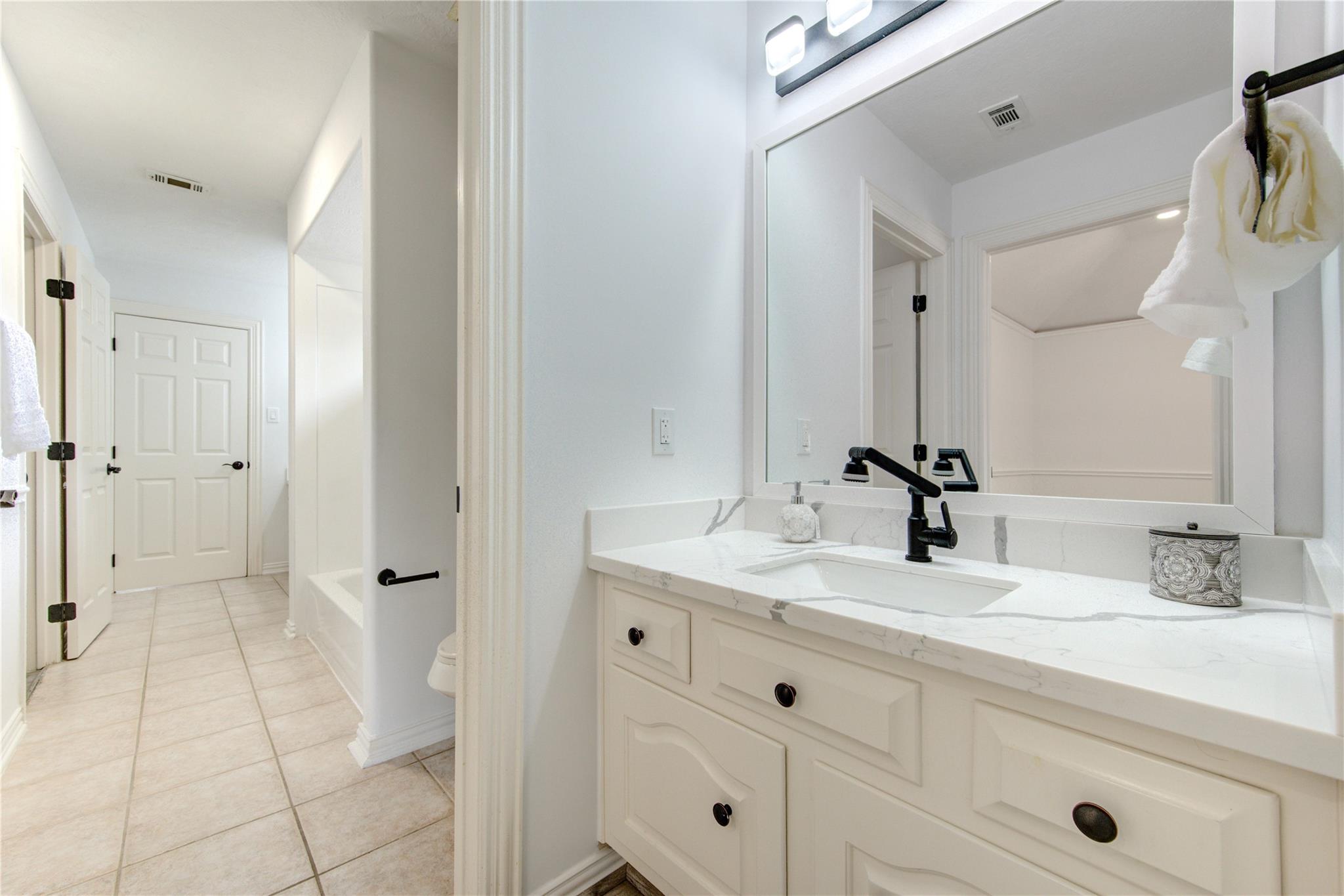 13607 Starlight Harbour Court