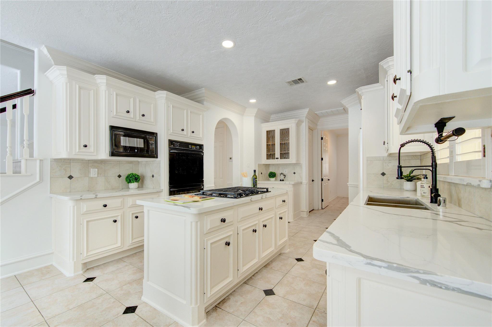 13607 Starlight Harbour Court