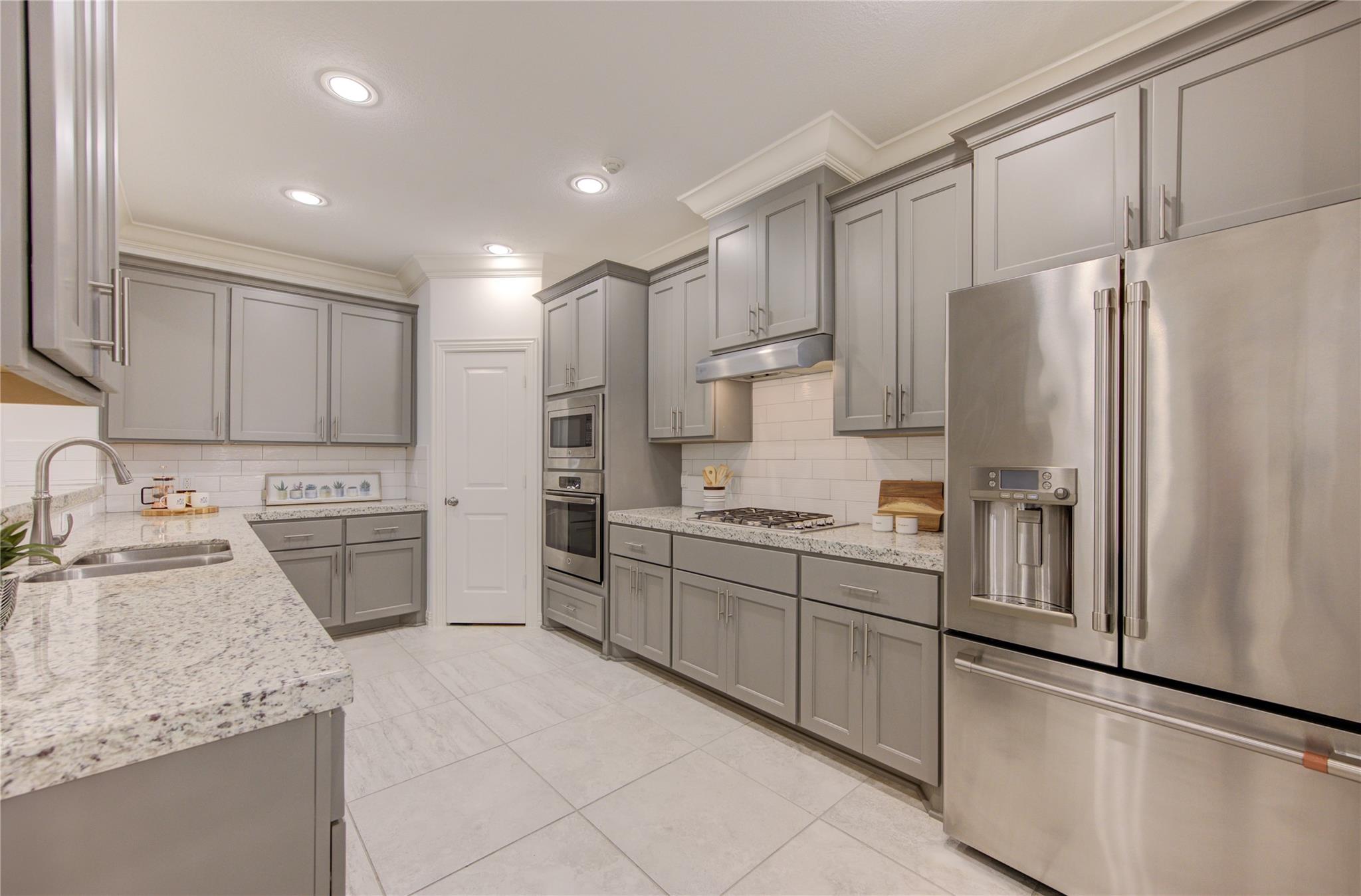 13605 Teal Bluff Lane
