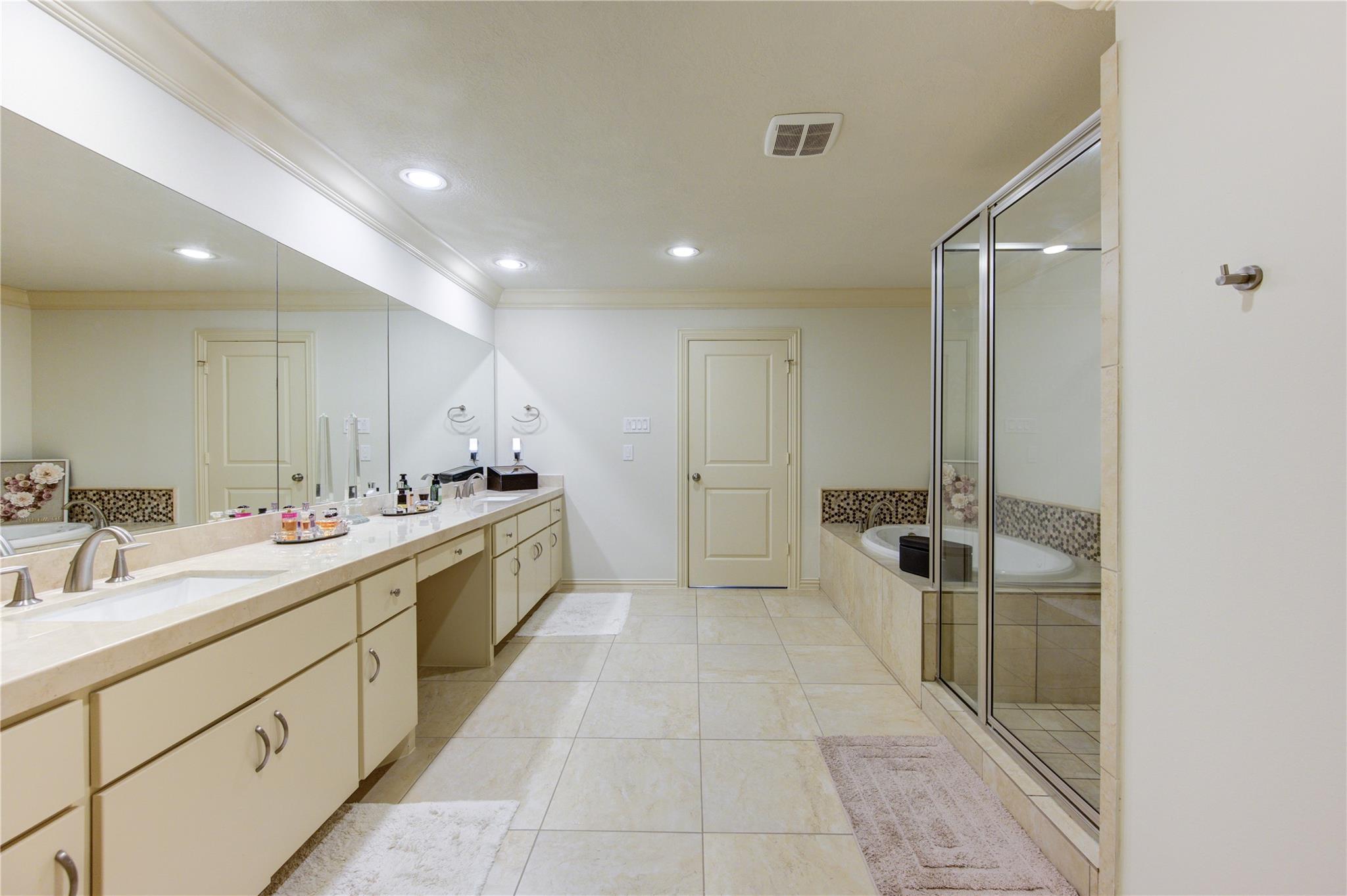 13431 Preston Cliff Court