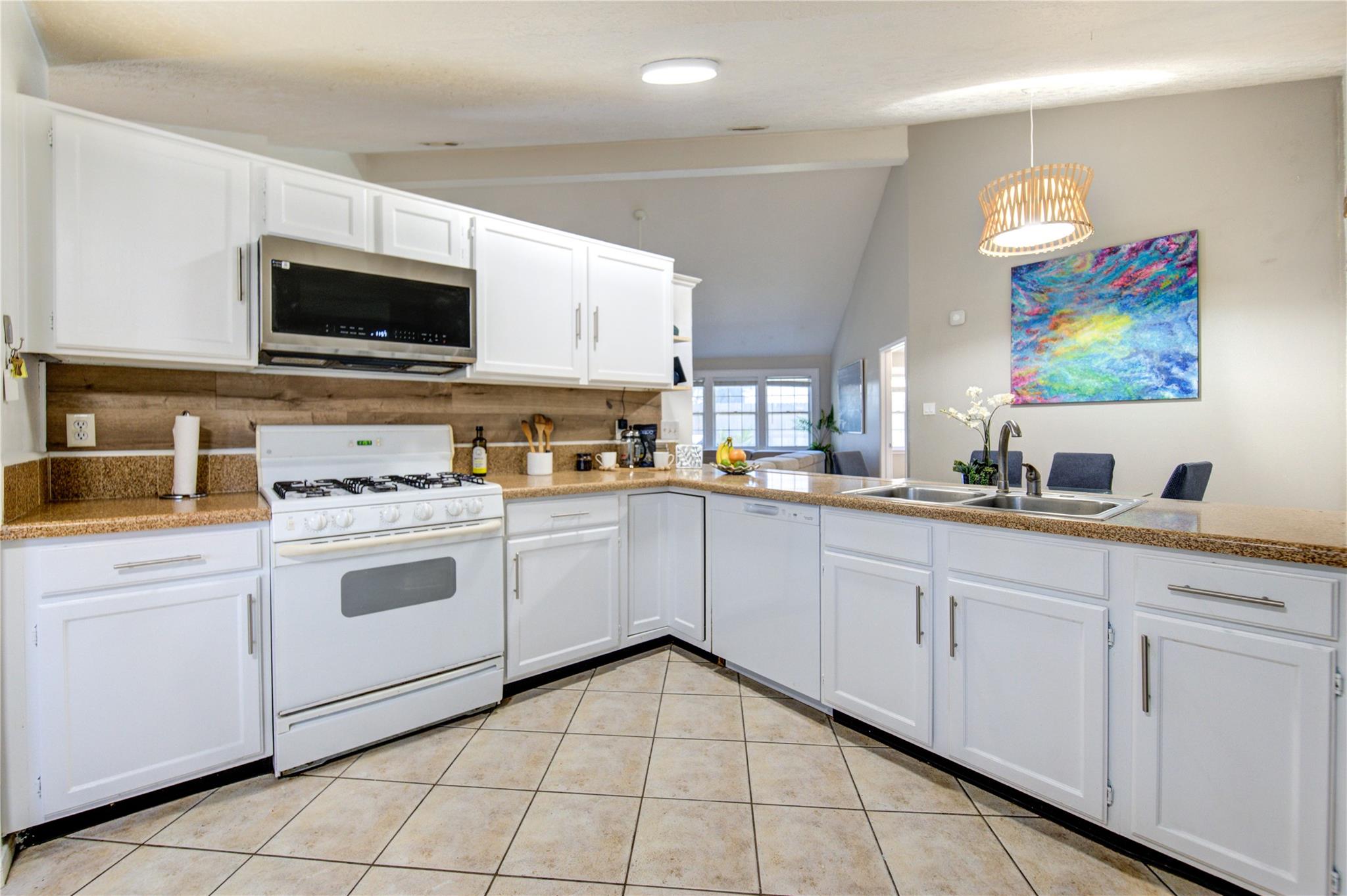 7027 Brockington Drive