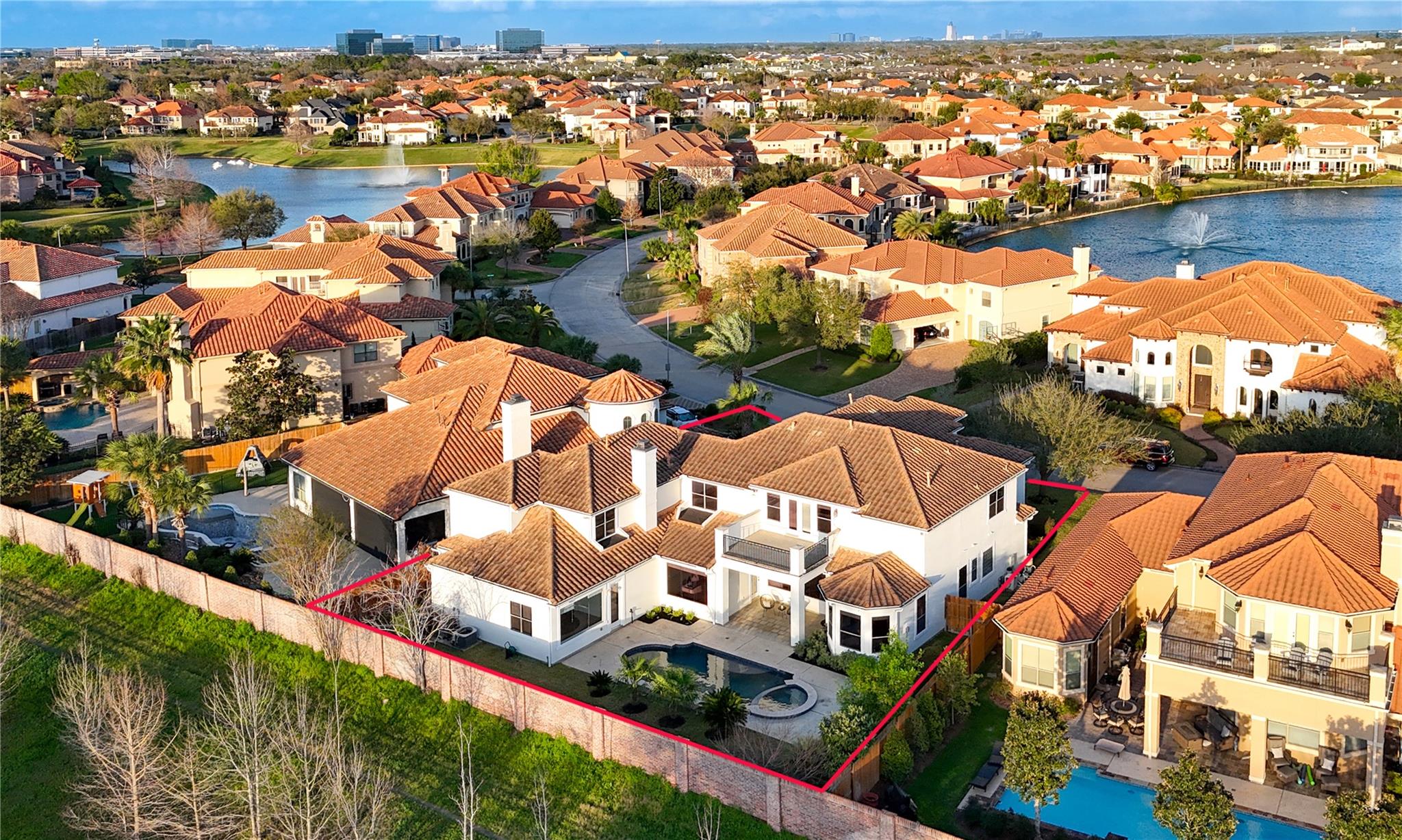 14014 Hampton Cove Drive