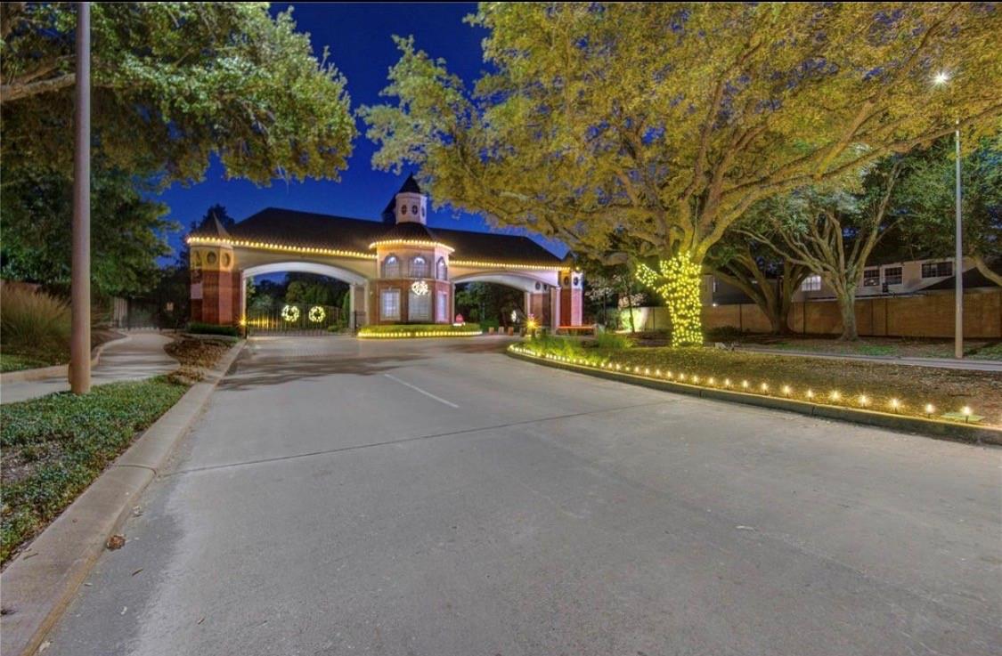 14014 Hampton Cove Drive