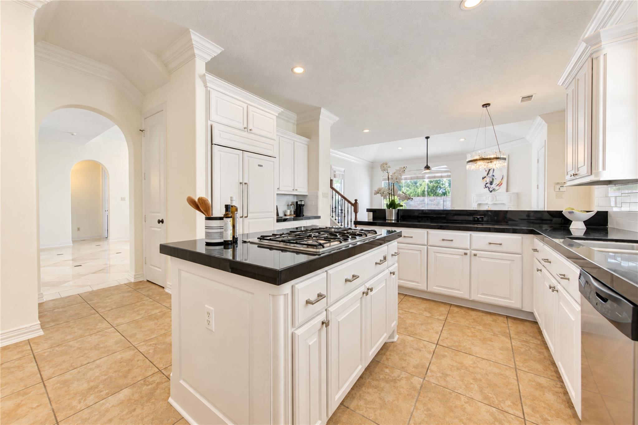14014 Hampton Cove Drive