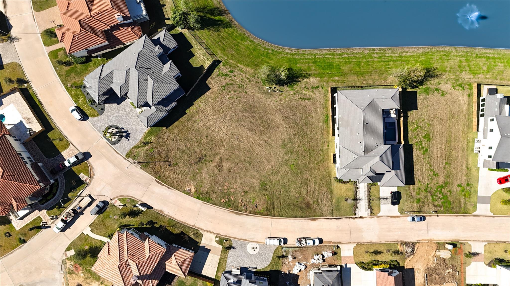 2322 Camden Creek Lane