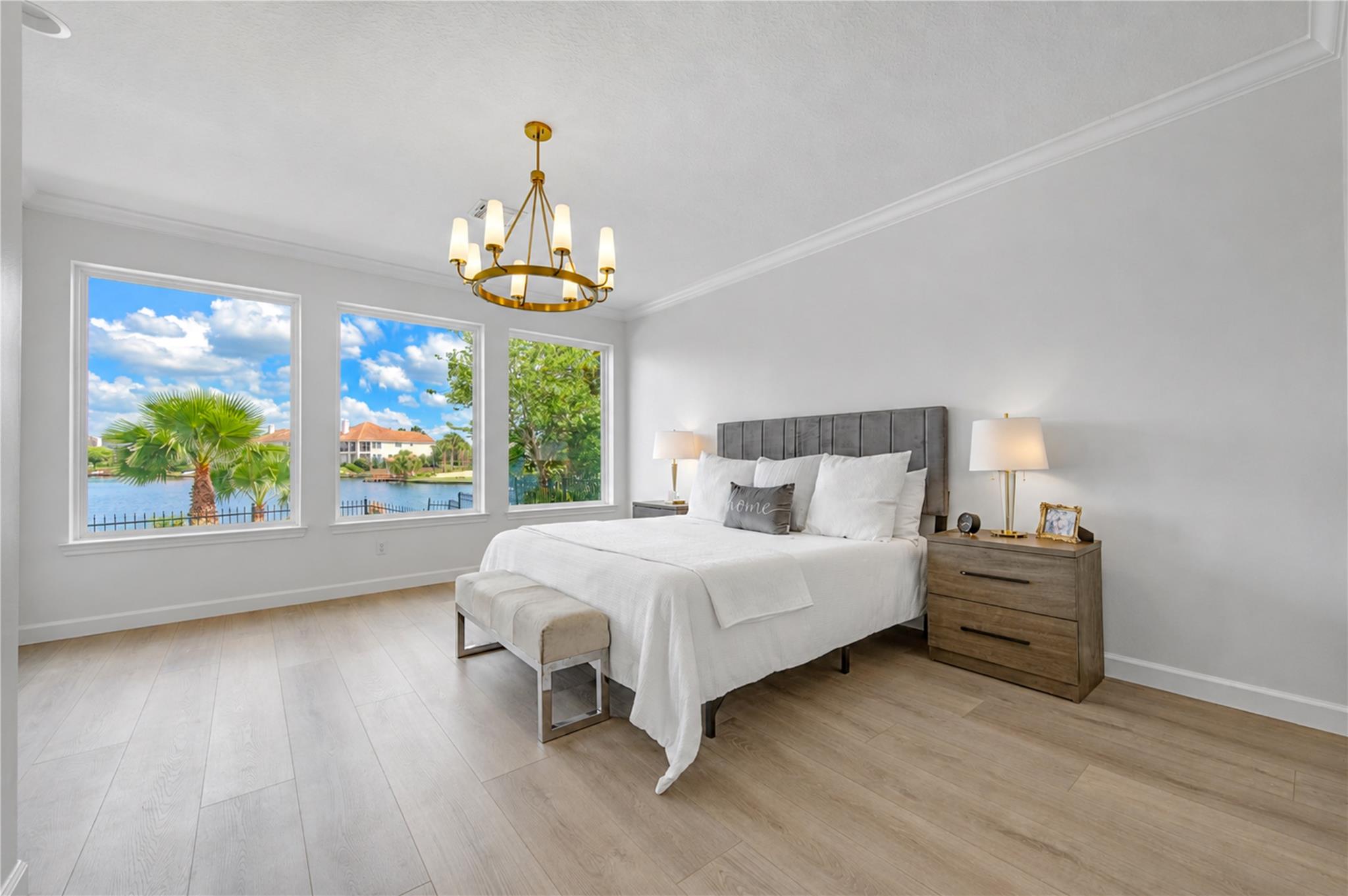 13212 Lismore Point
