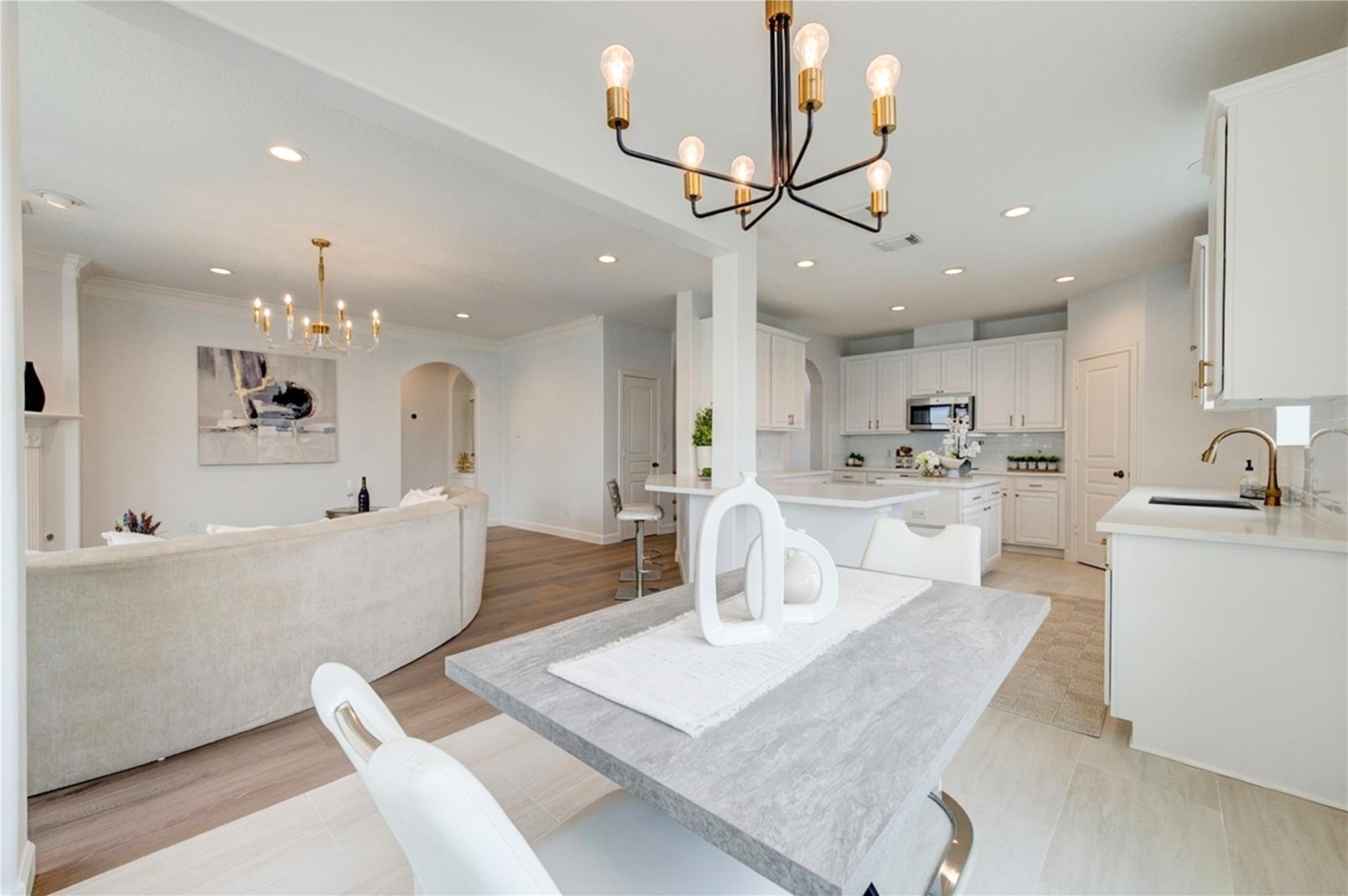 13212 Lismore Point