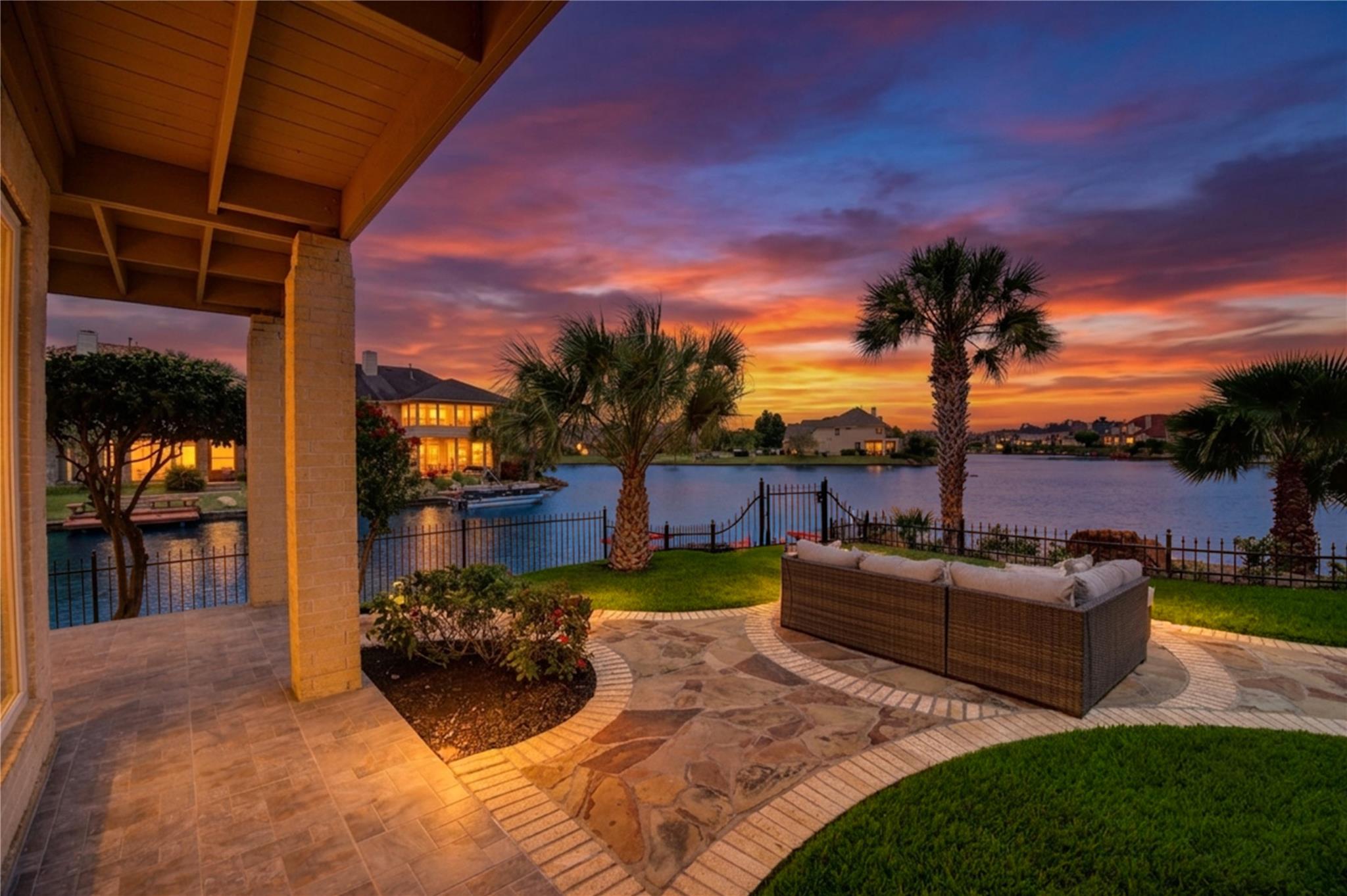13212 Lismore Point